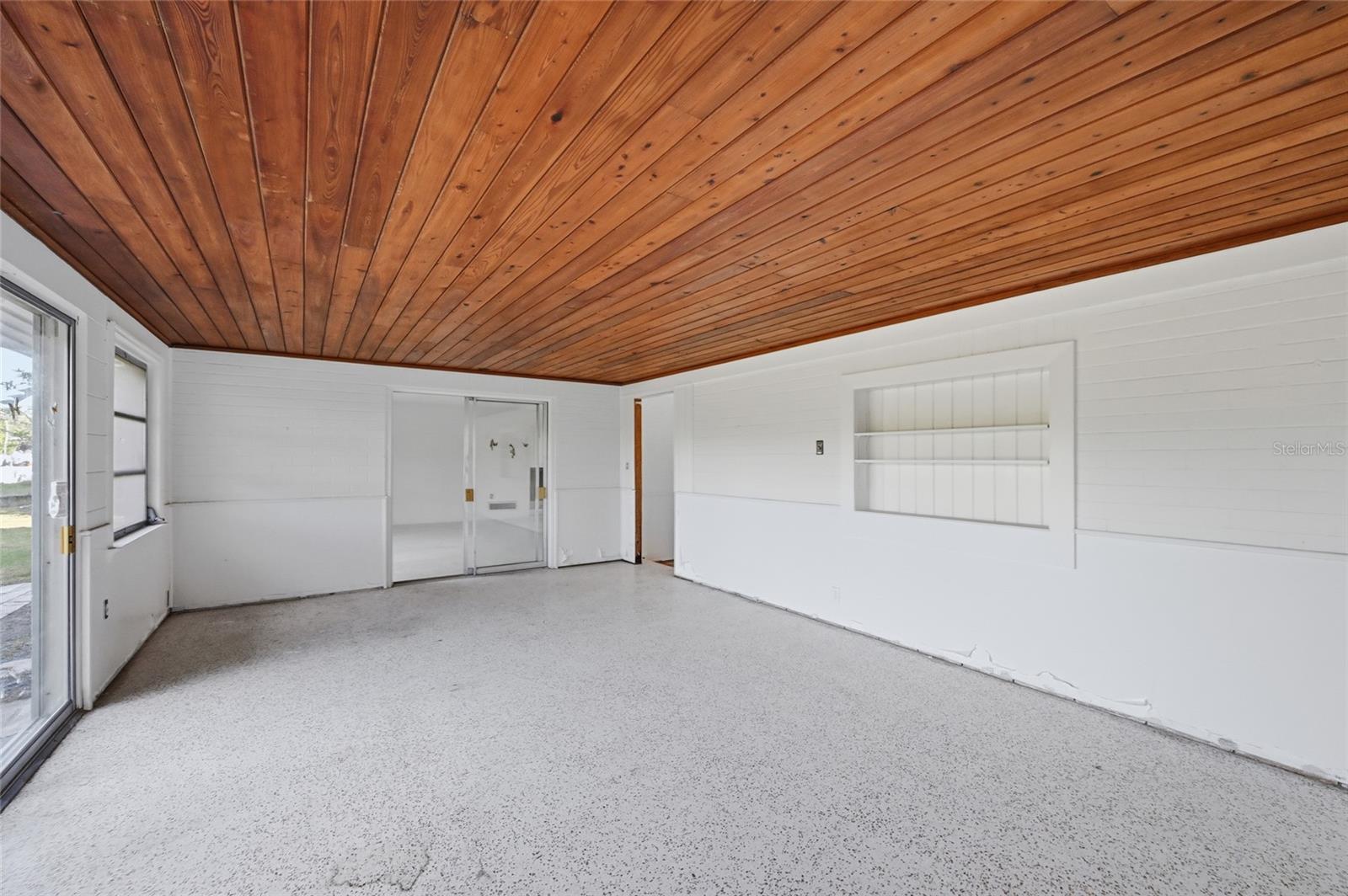 HOLMES BEACH 31ST UNIT AMD - Residential