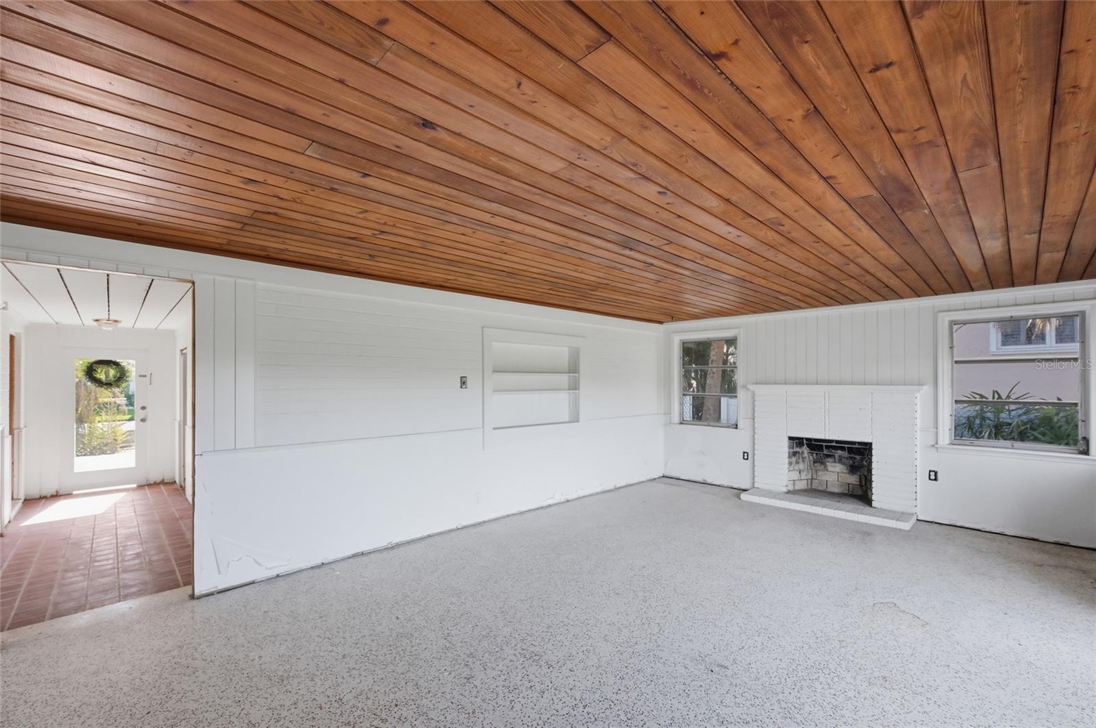 HOLMES BEACH 31ST UNIT AMD - Residential