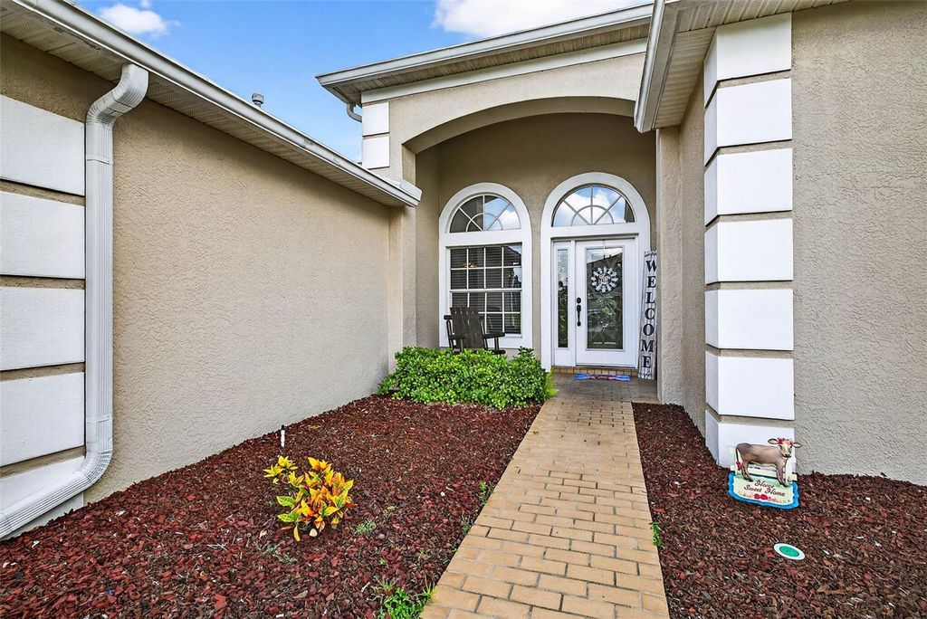 Photo of 4616 Roslyn Ct, Land O Lakes, FL 34639 (MLS # TB8407693)