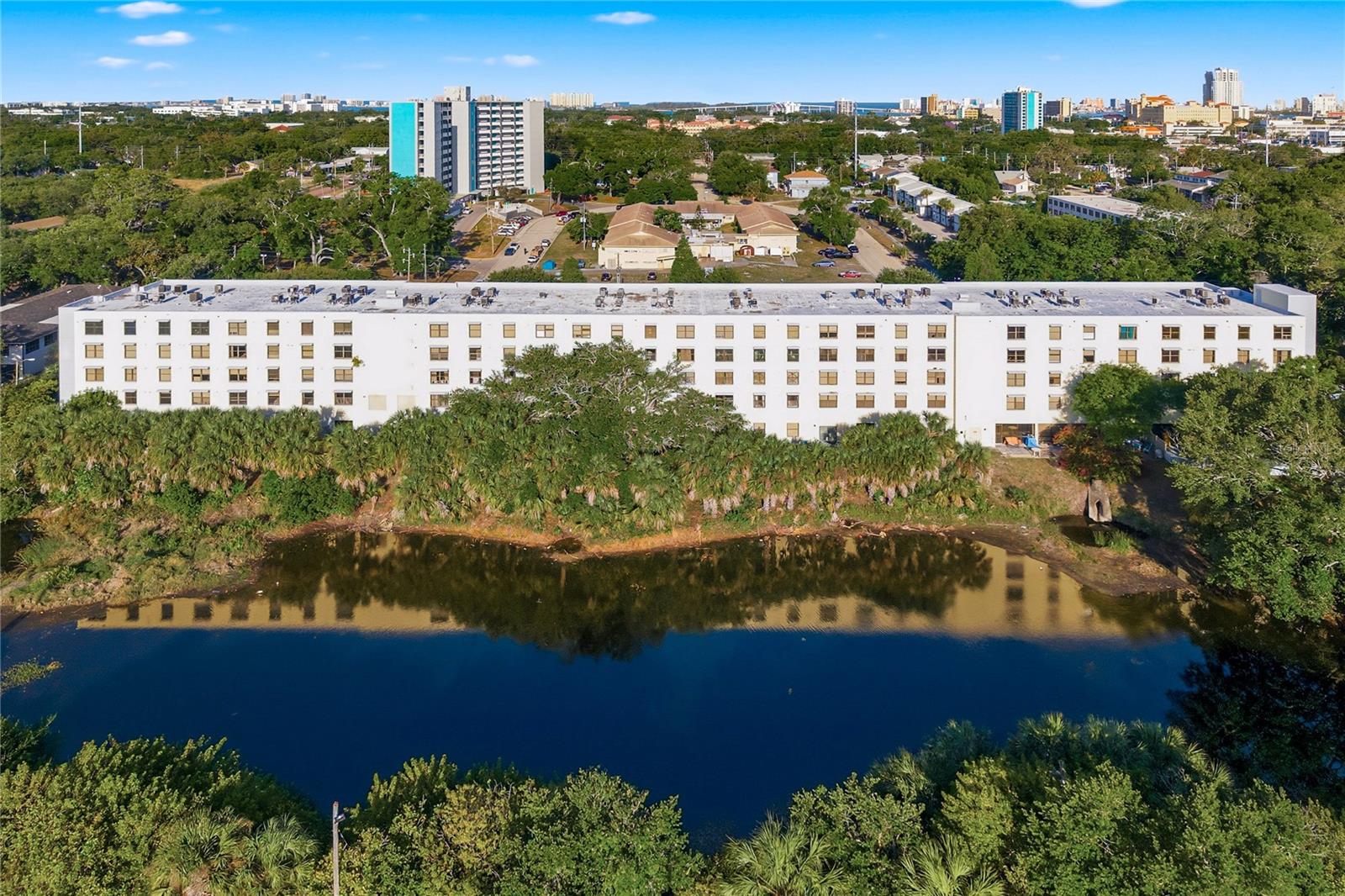 LAKESIDE CROSSING CONDO - Residential