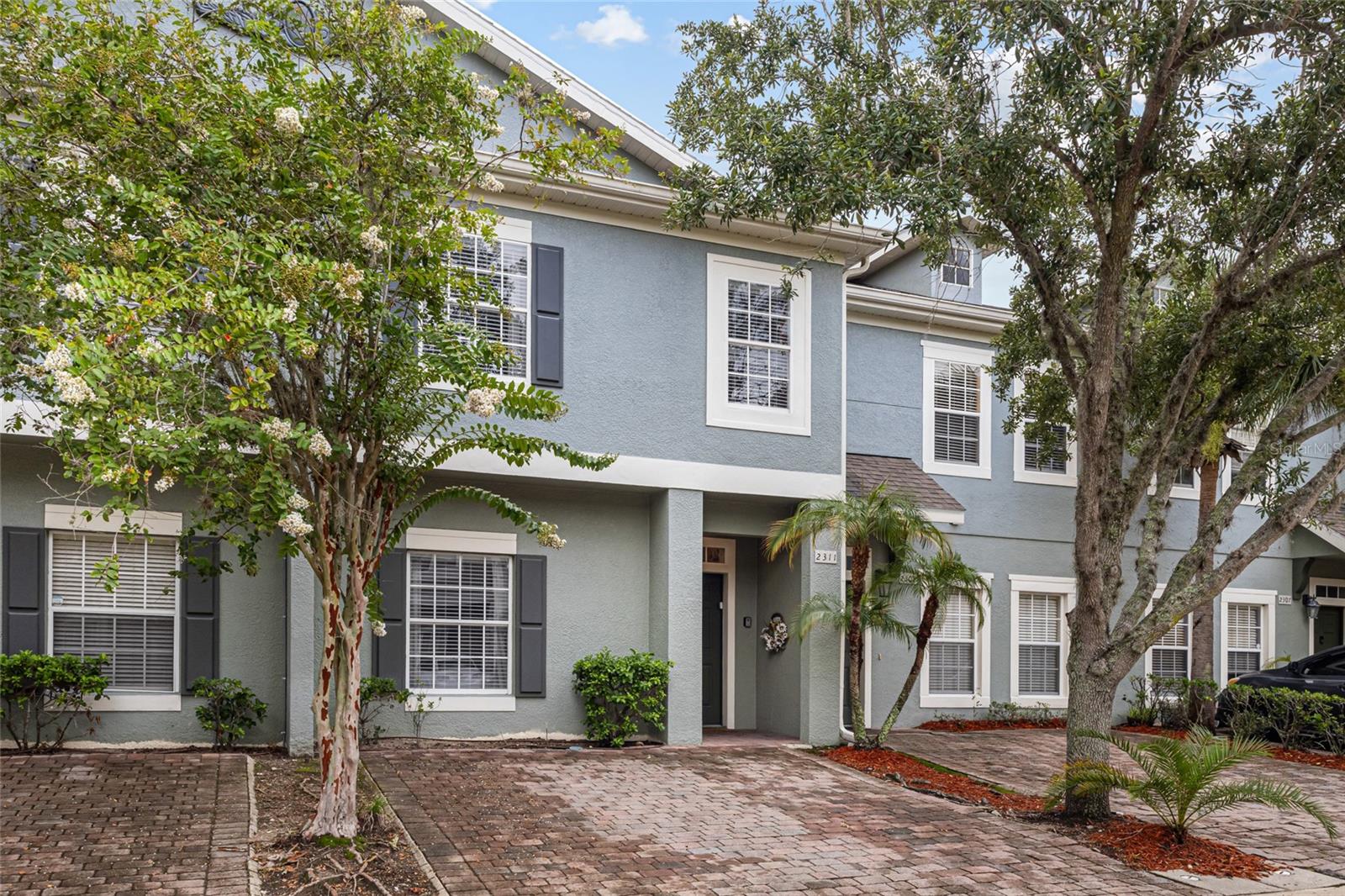 2311 CARAVELLE CIRCLE