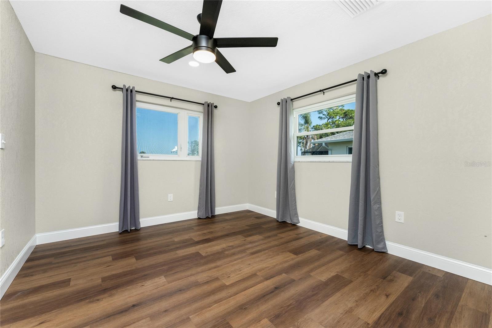 ROTONDA WEST OAKLAND HILLS - Residential