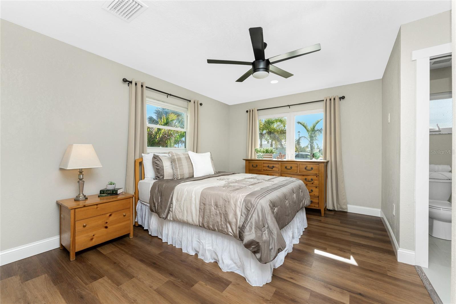 ROTONDA WEST OAKLAND HILLS - Residential