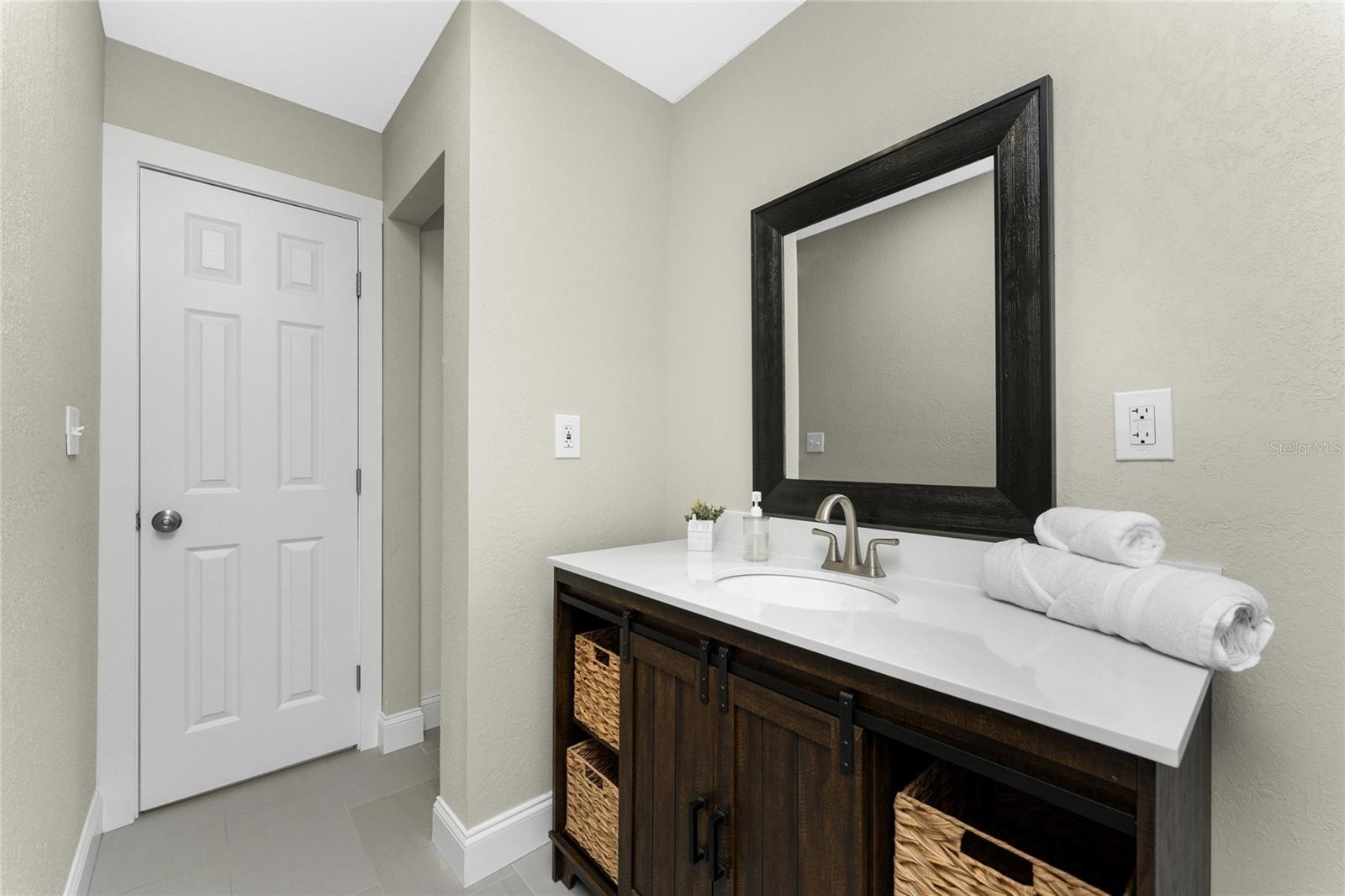 ROTONDA WEST OAKLAND HILLS - Residential