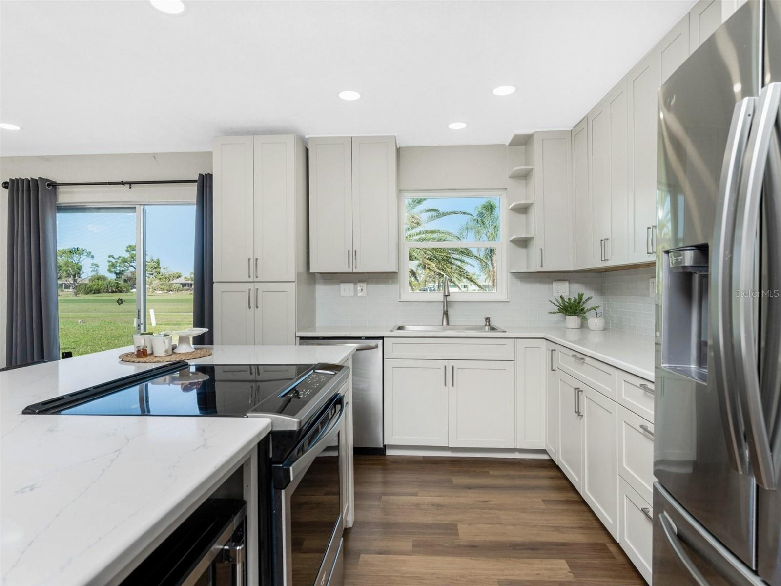 ROTONDA WEST OAKLAND HILLS - Residential