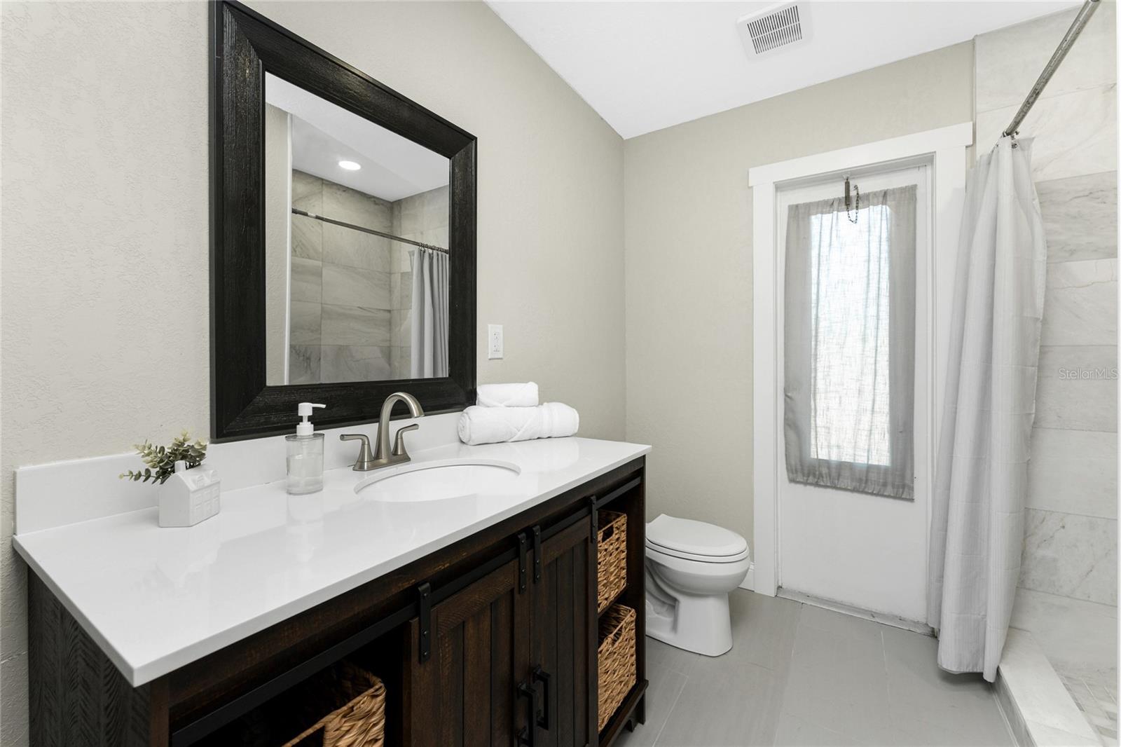 ROTONDA WEST OAKLAND HILLS - Residential