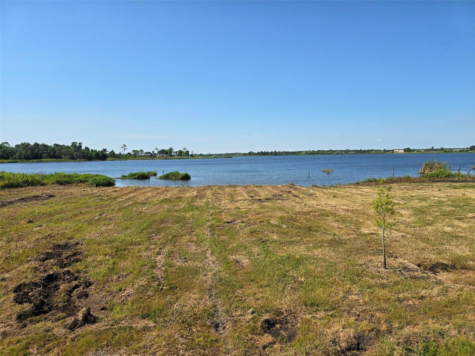 3381 LAKE BUFFUM ROAD E