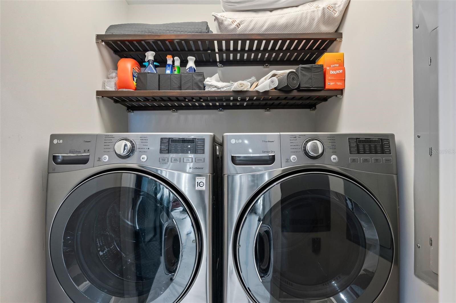 SIGNATURE PLACE CONDO - Residential