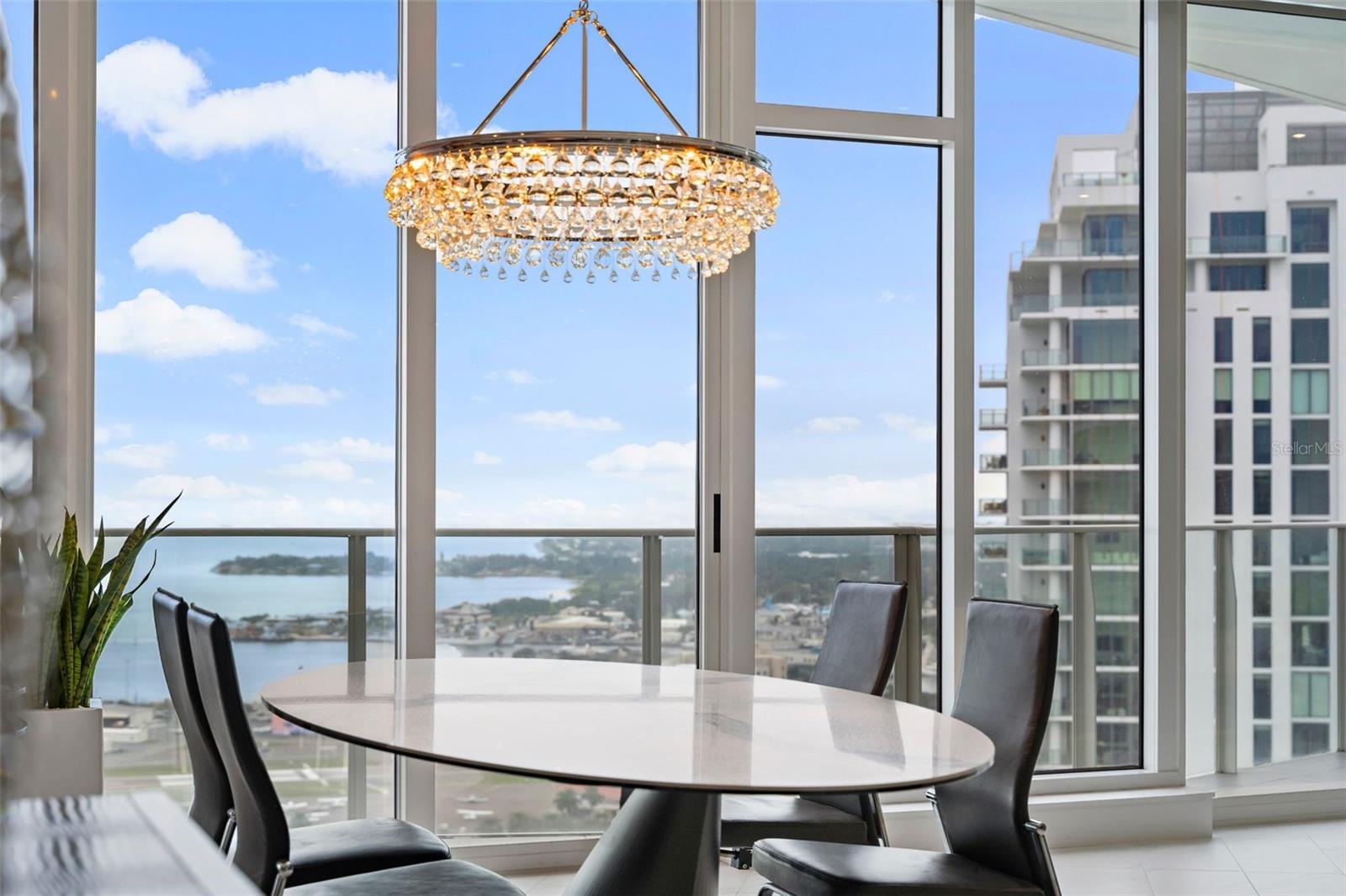 SIGNATURE PLACE CONDO - Residential