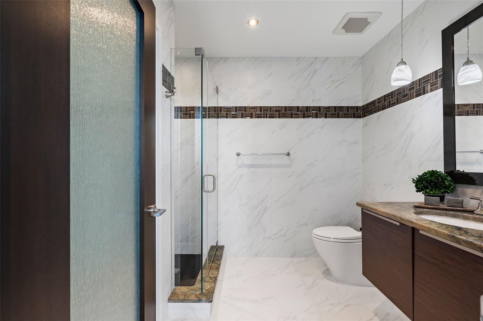 SIGNATURE PLACE CONDO - Residential