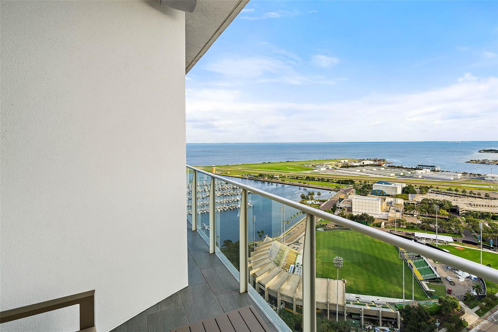 SIGNATURE PLACE CONDO - Residential