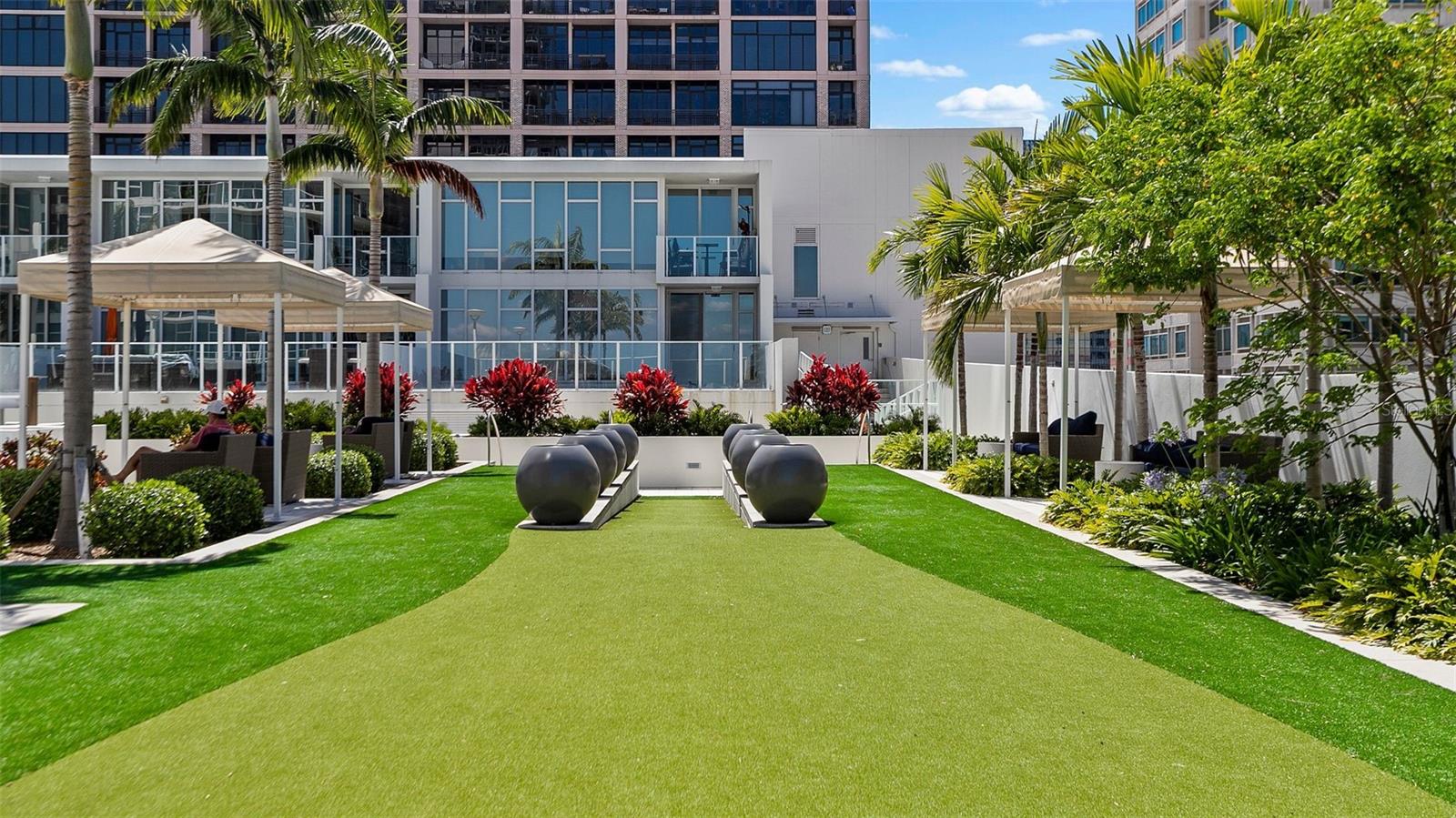 SIGNATURE PLACE CONDO - Residential