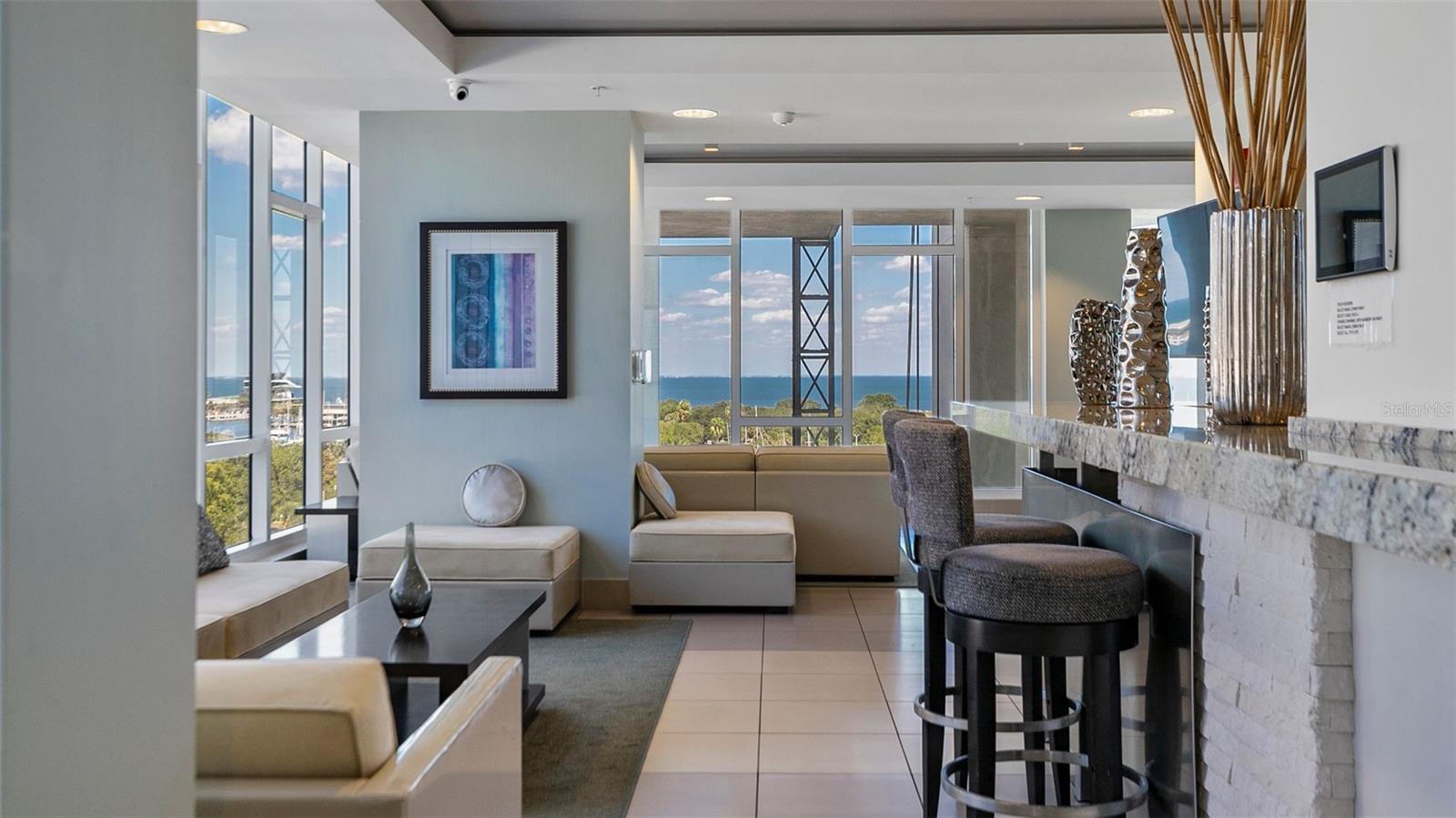 SIGNATURE PLACE CONDO - Residential