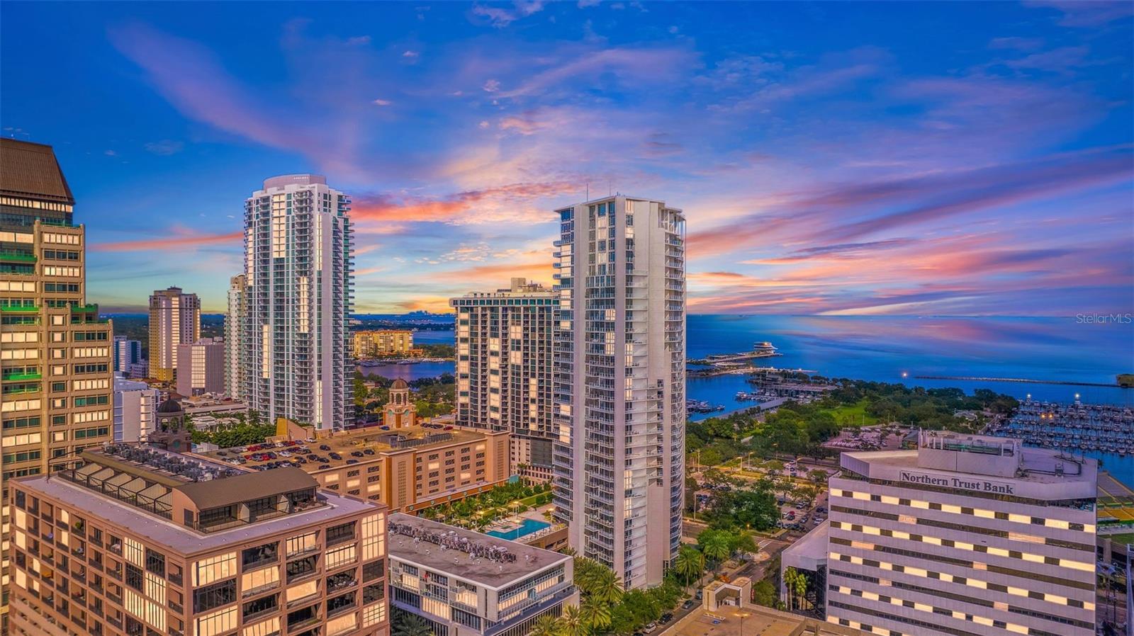 SIGNATURE PLACE CONDO - Residential