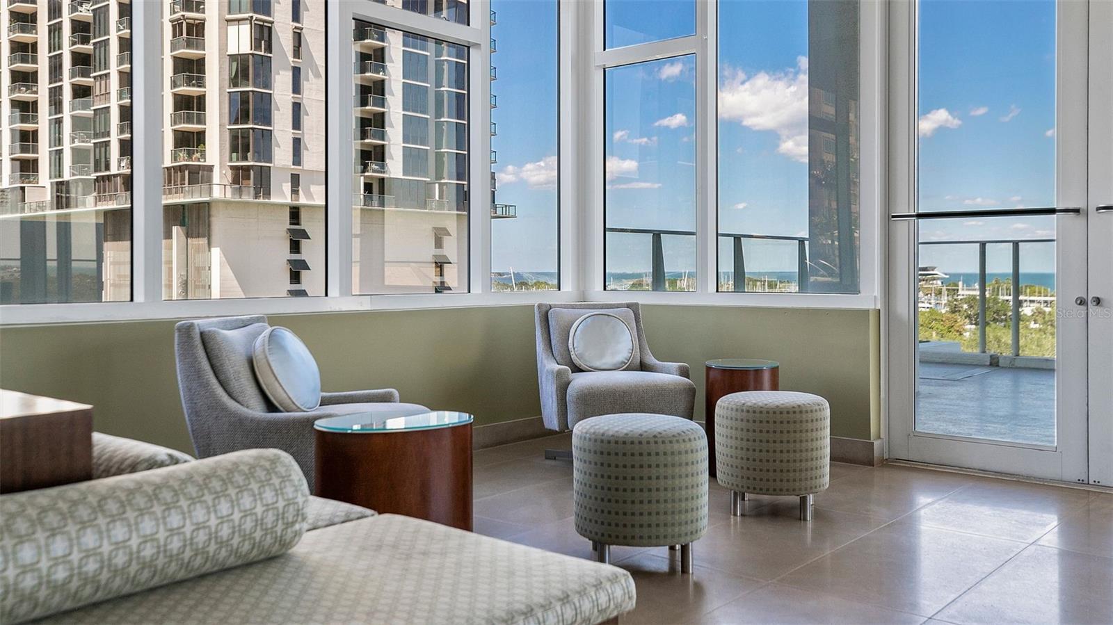 SIGNATURE PLACE CONDO - Residential