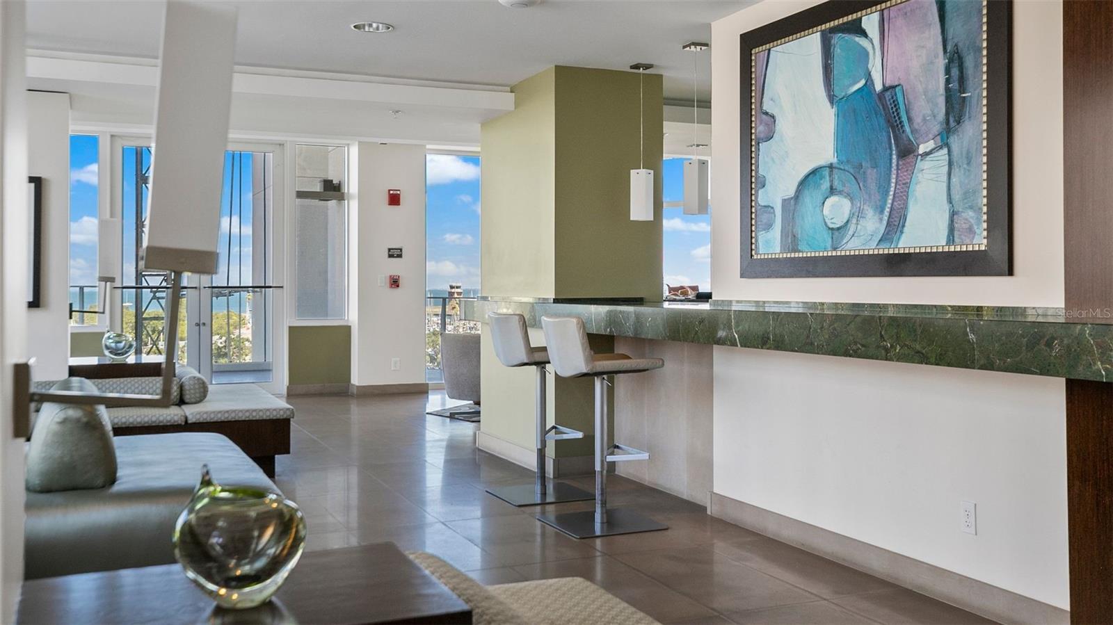 SIGNATURE PLACE CONDO - Residential