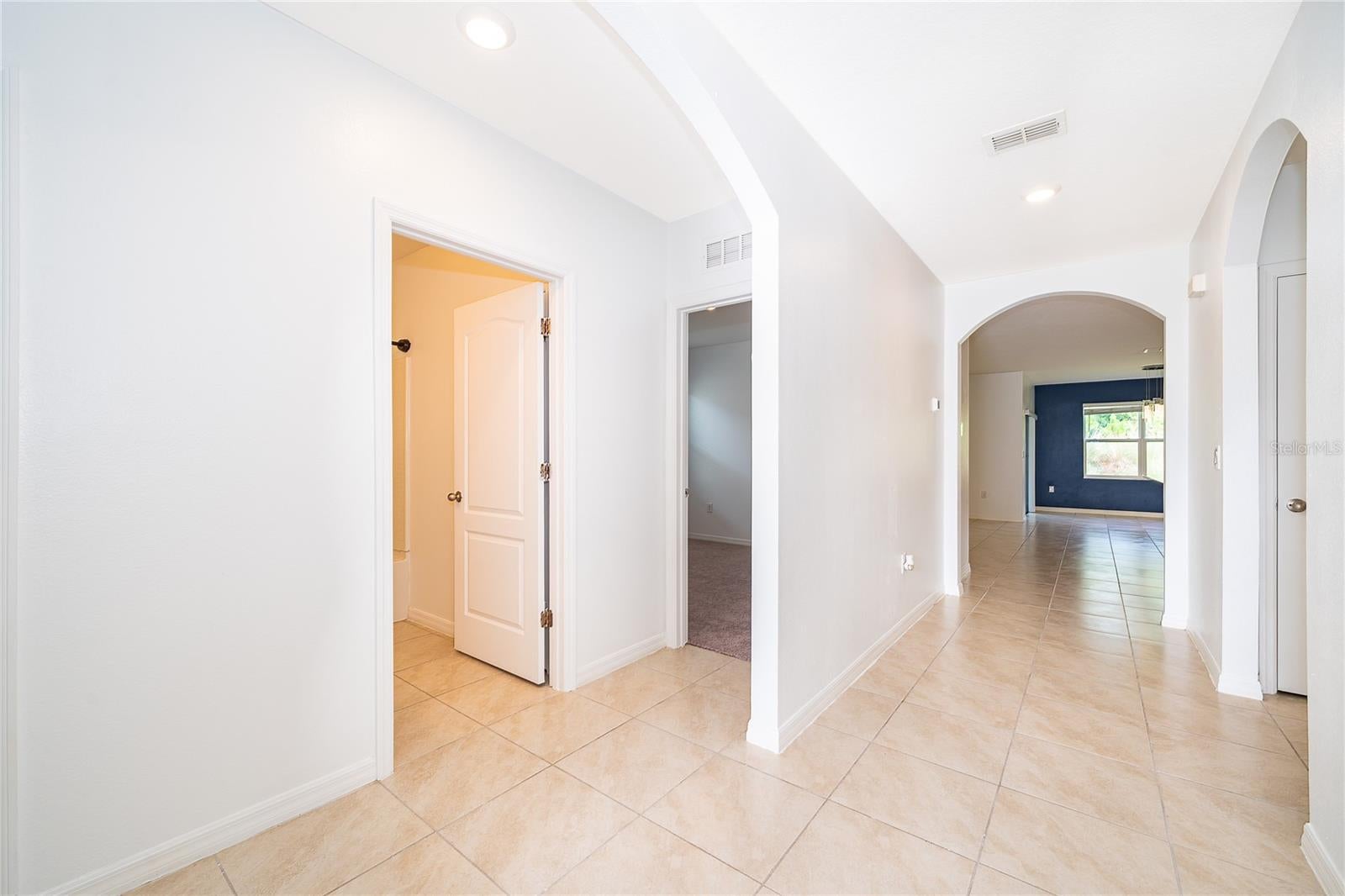 239 LAZIO CIRCLE