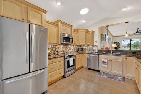 Tiny photo for 2327 Wakefield Way, Mount Dora, FL 32757 (MLS # G5112193)