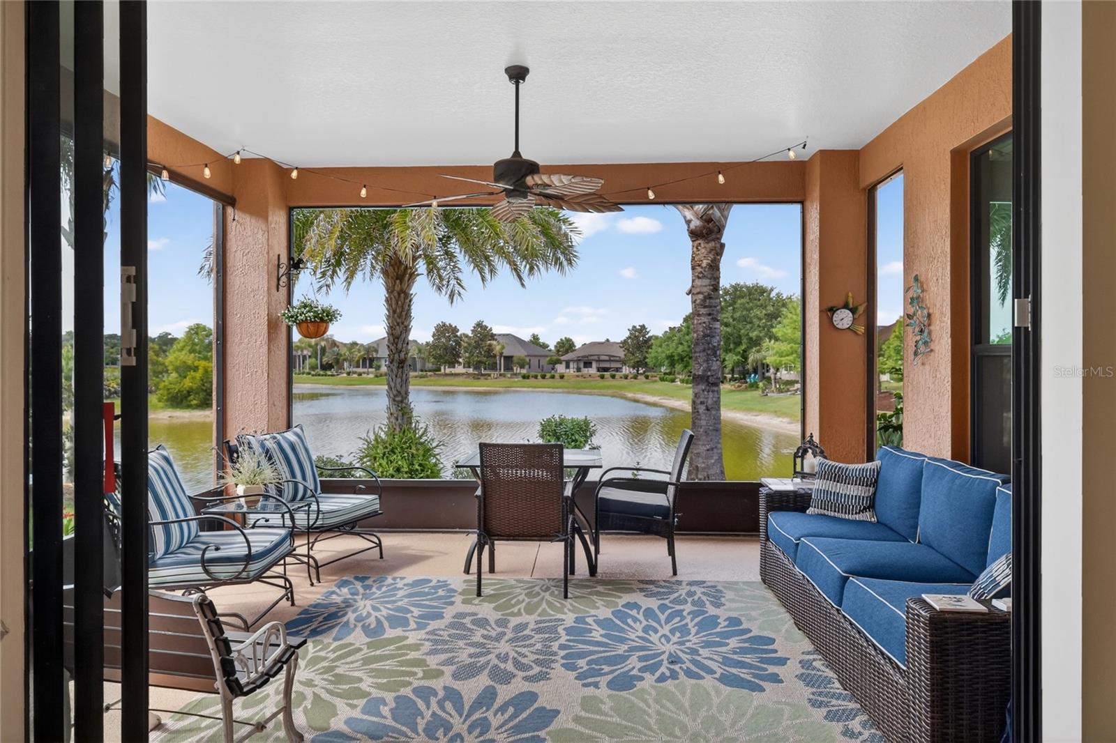 LAKES OF MOUNT DORA - Residential