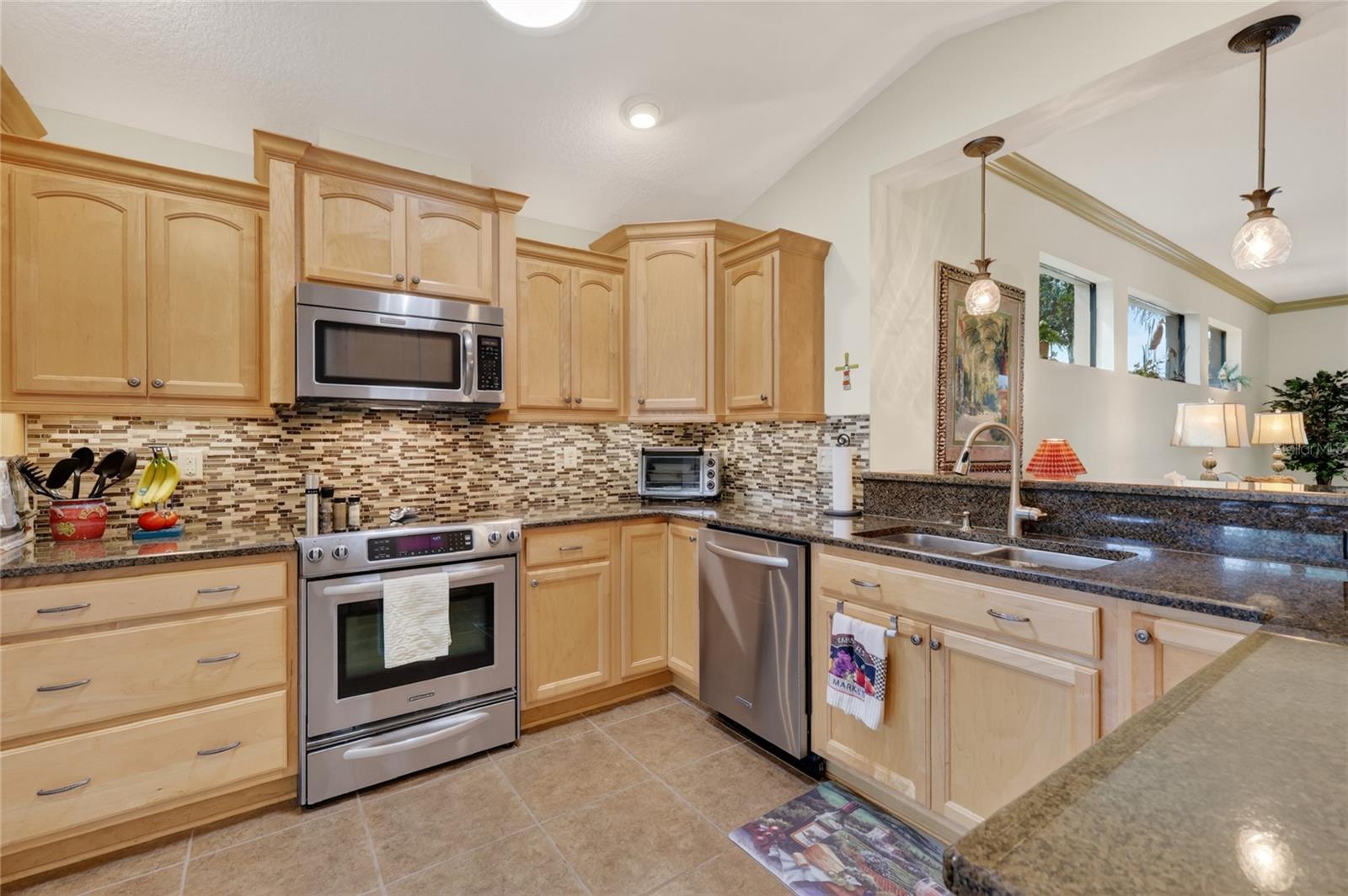LAKES OF MOUNT DORA - Residential