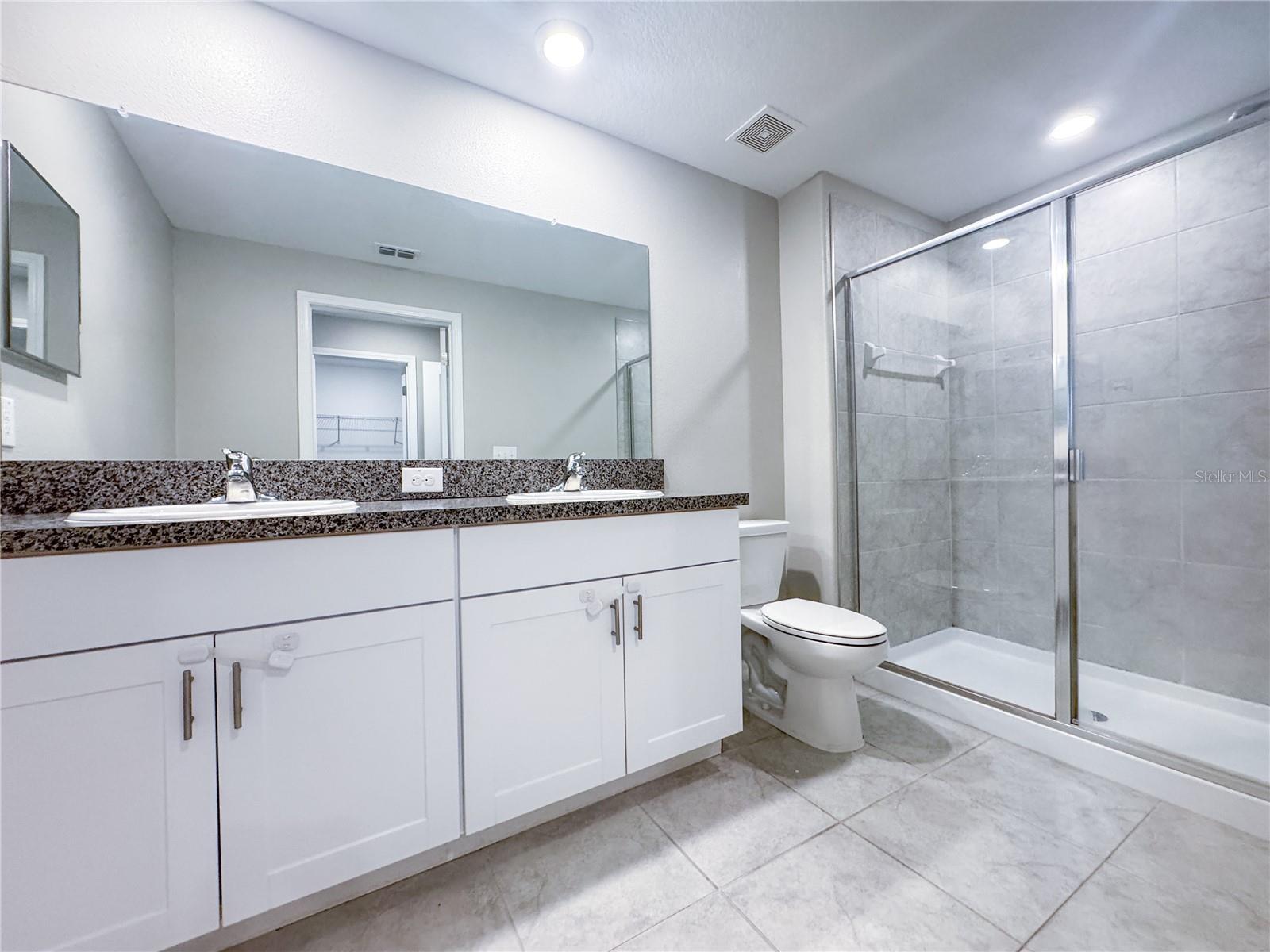 HAVEN AT MEADOW POINTE - Residential Lease