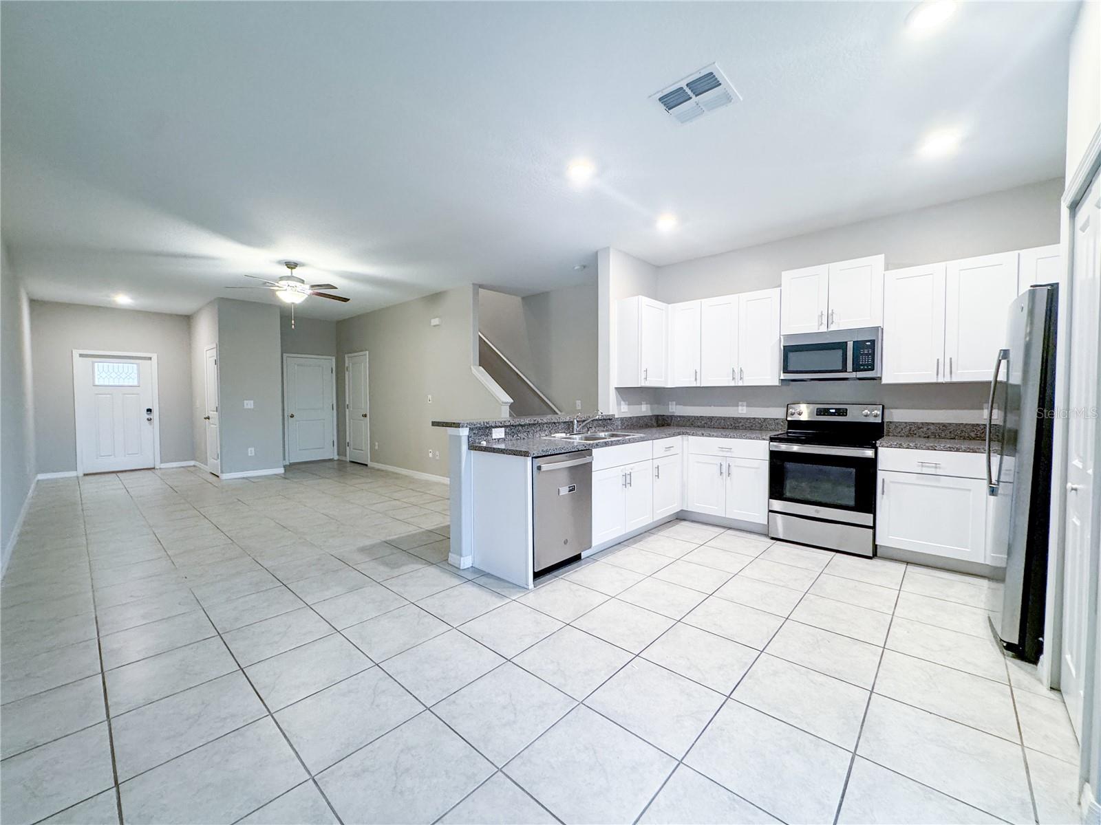 HAVEN AT MEADOW POINTE - Residential Lease