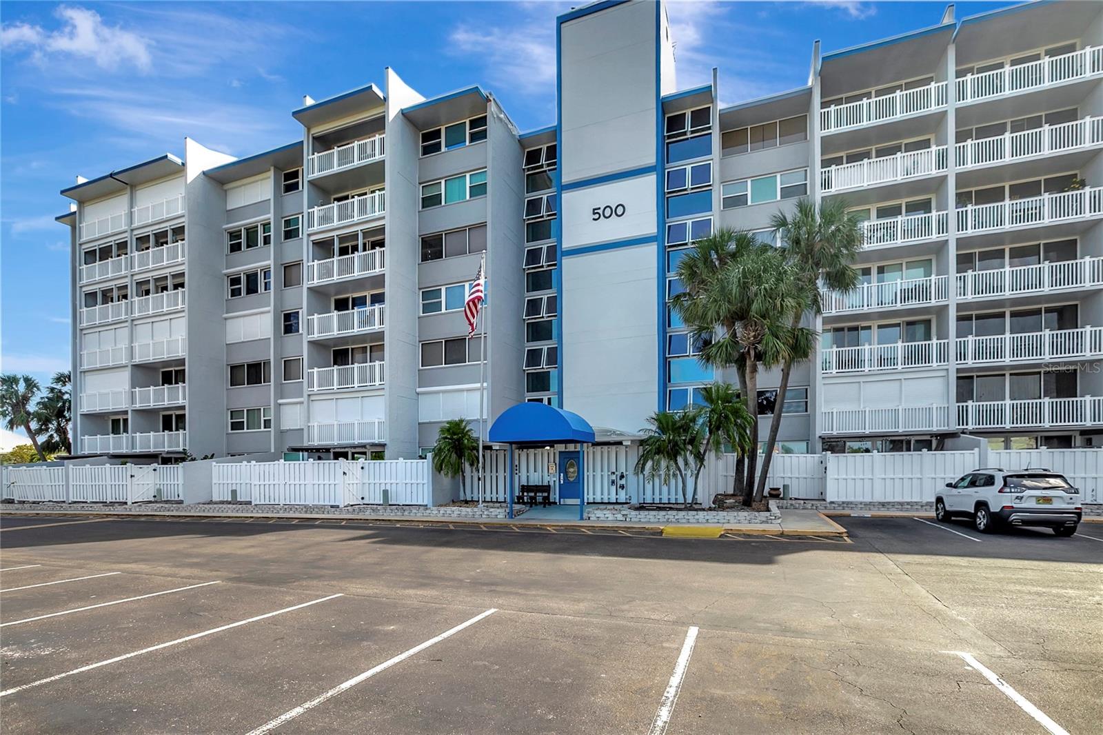 TREASURE ISLAND TENNIS & YACHT CLUB - Residential Lease