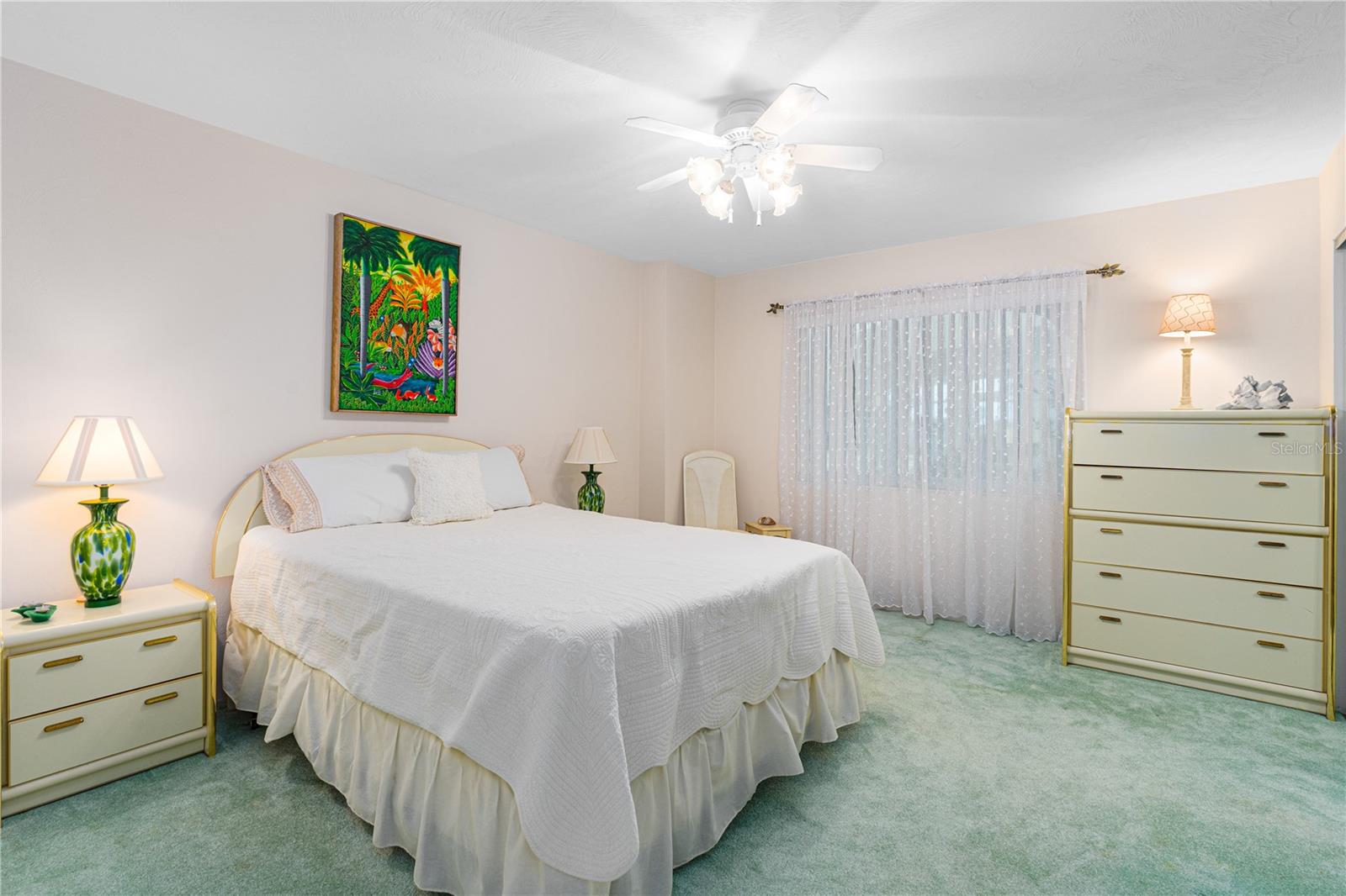 PENINSULA CONDO - Residential