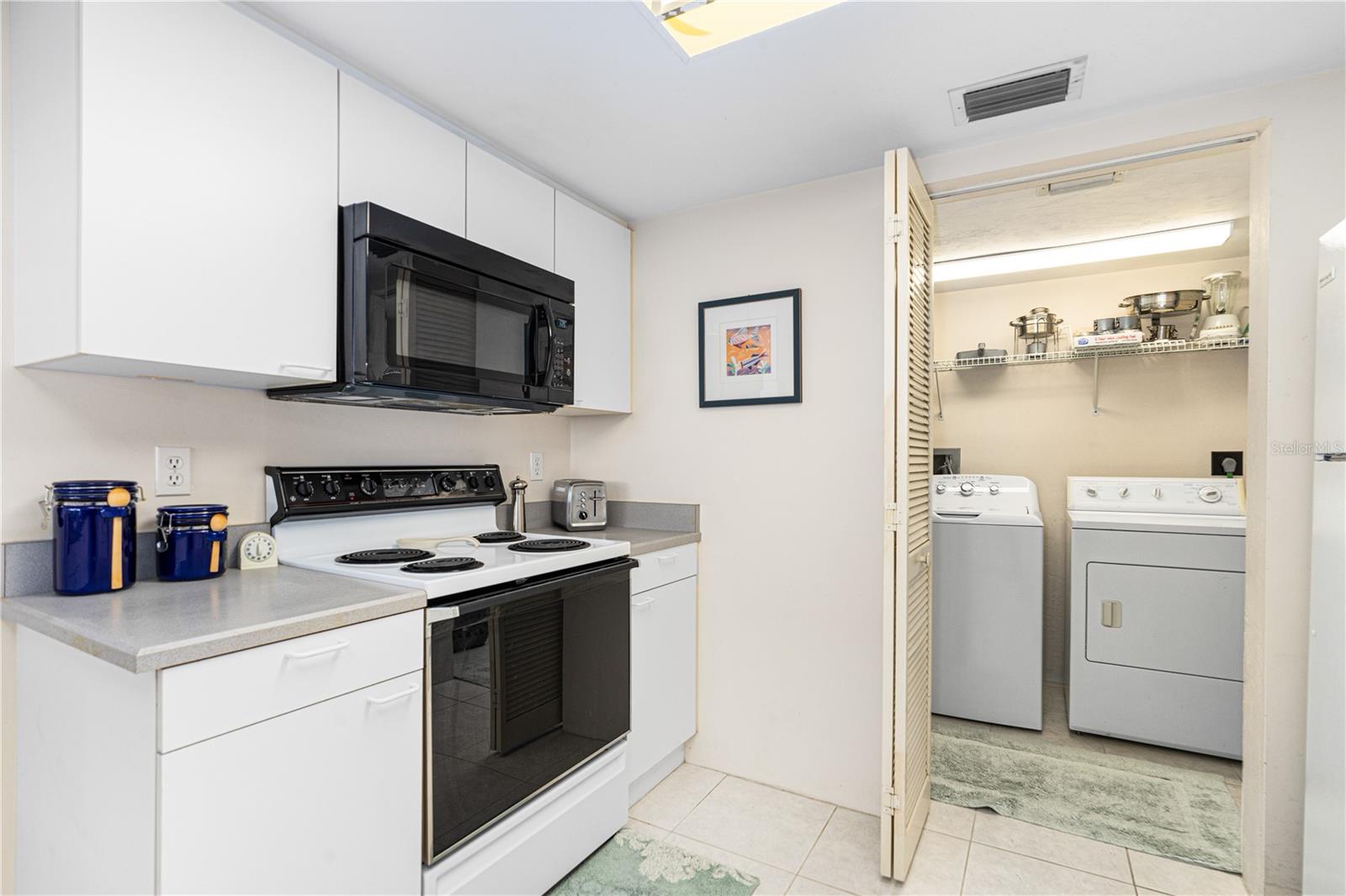 PENINSULA CONDO - Residential