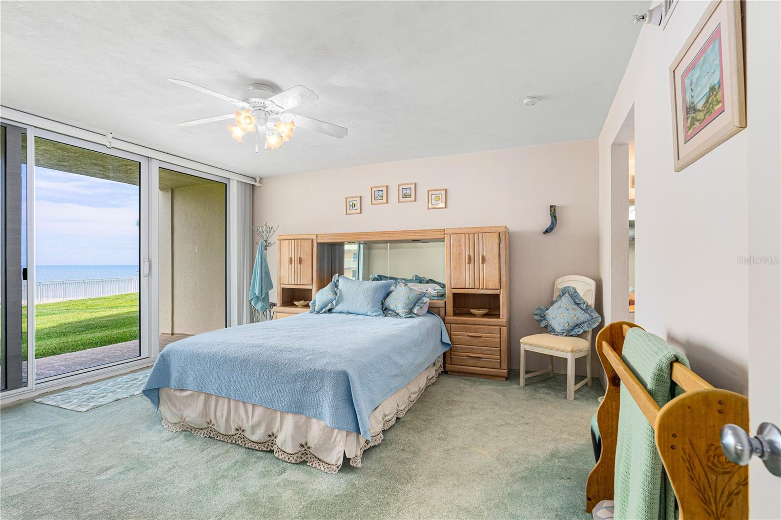 PENINSULA CONDO - Residential