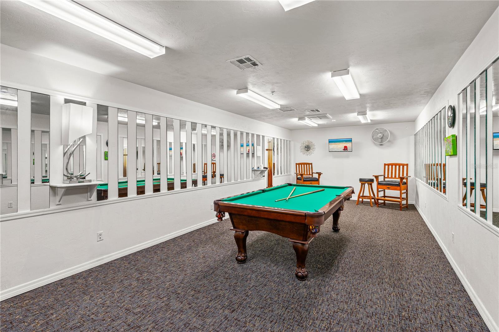 PENINSULA CONDO - Residential