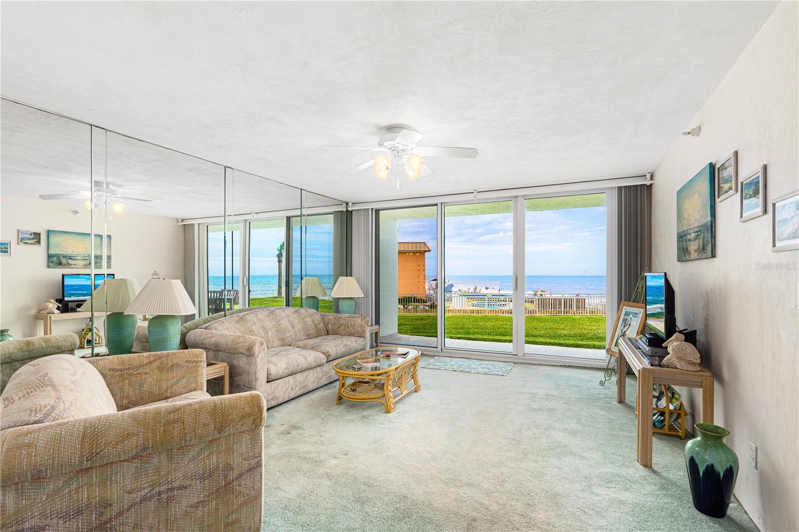 PENINSULA CONDO - Residential