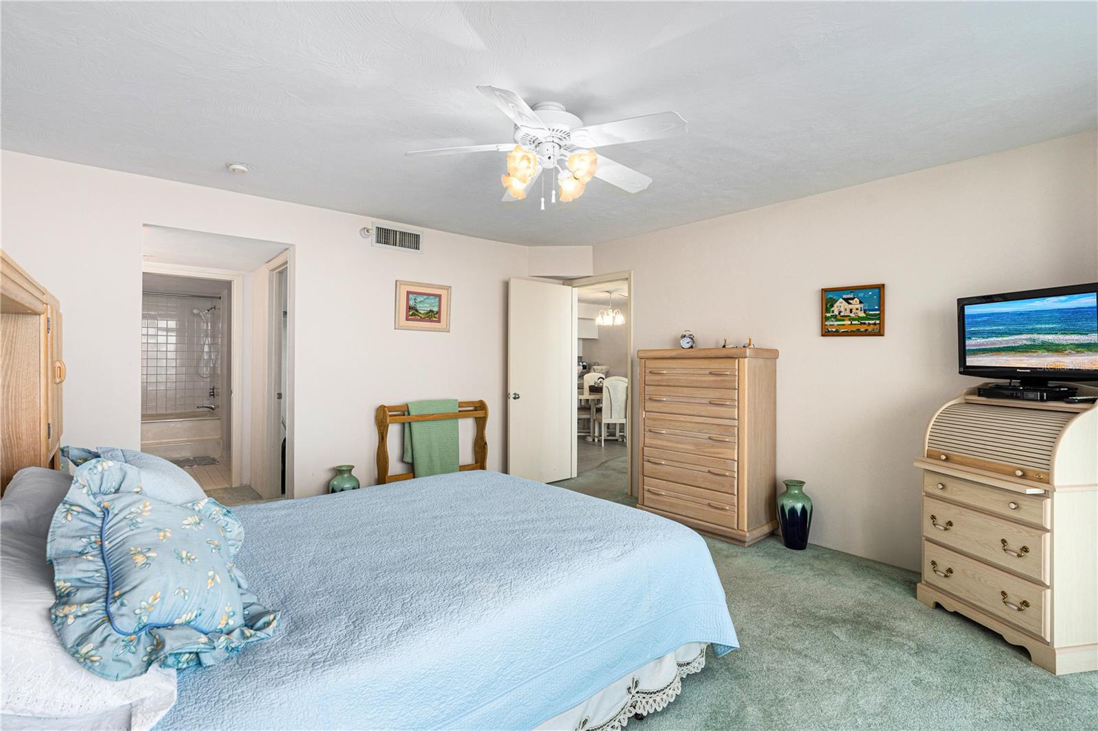PENINSULA CONDO - Residential