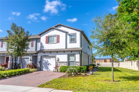 A home in APOPKA