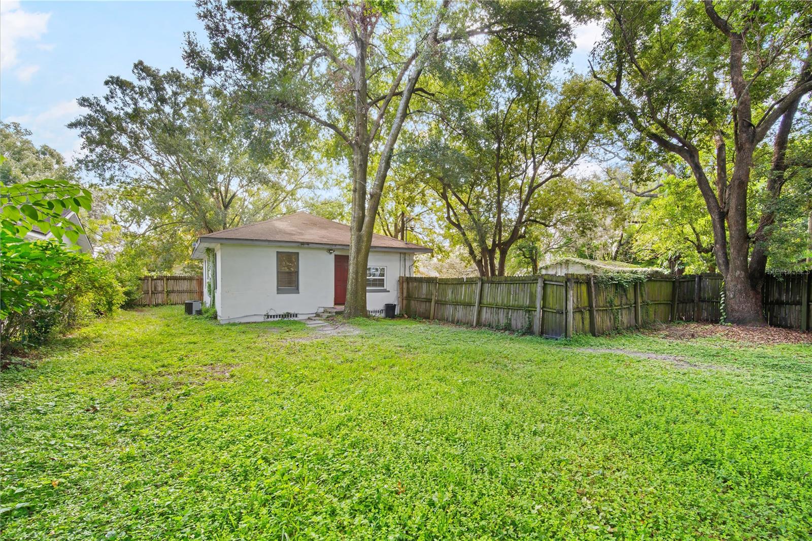 SONOMA HEIGHTS - Residential Lease