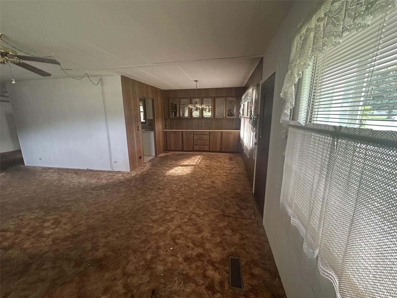 OCALA EAST VILLAGE UN 01 - Residential