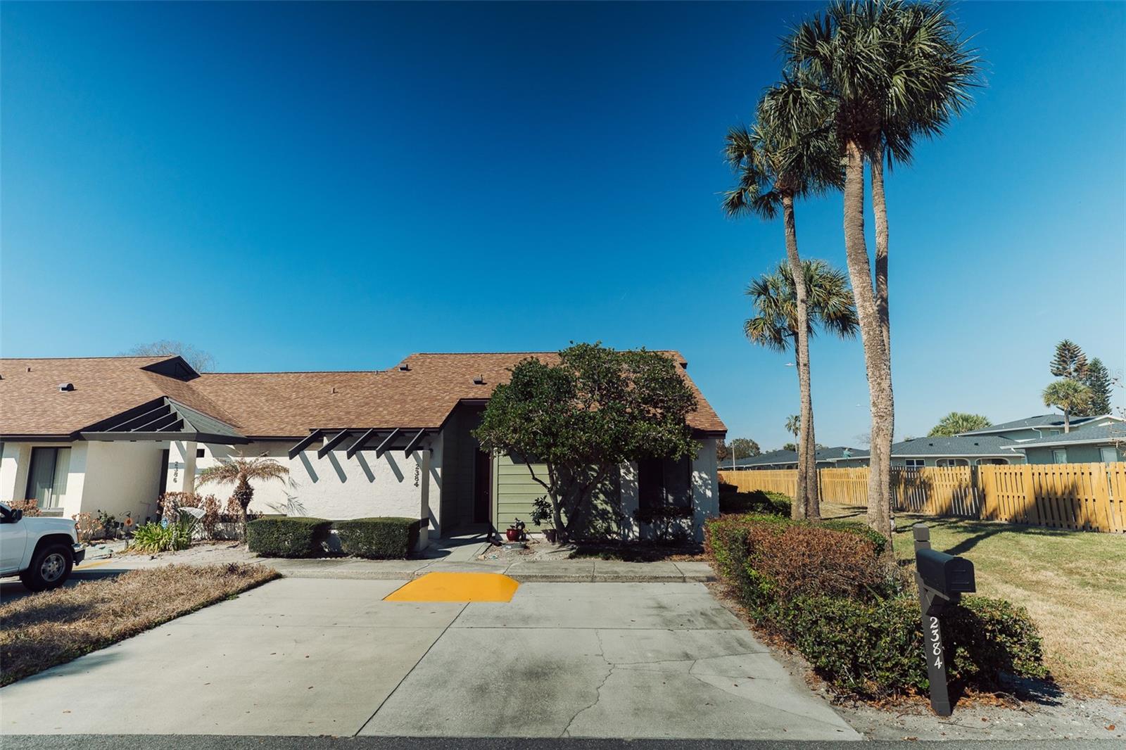 2384 SUN VALLEY CIRCLE