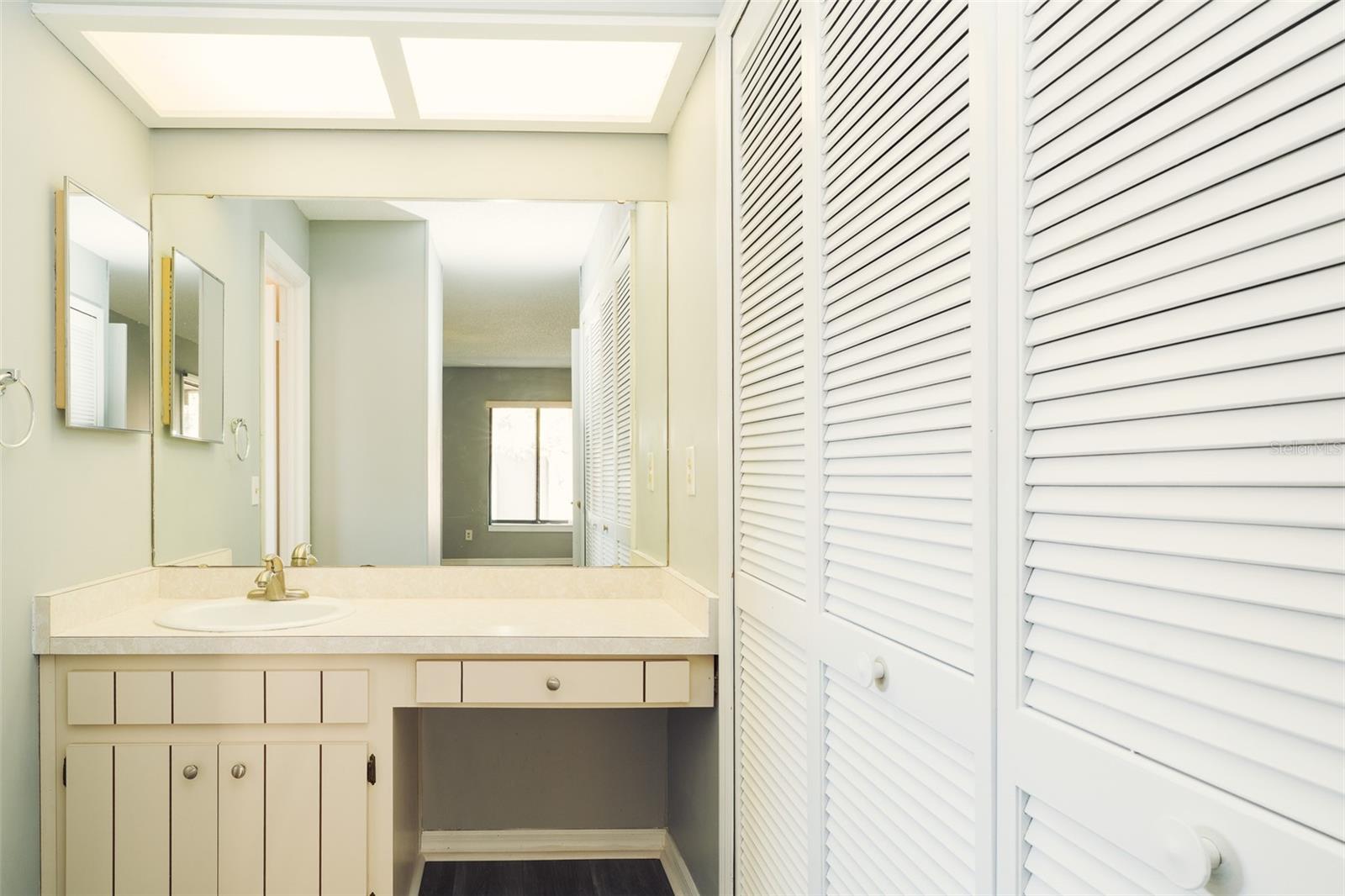 CEDARWOOD VILLAGE 1 - Residential