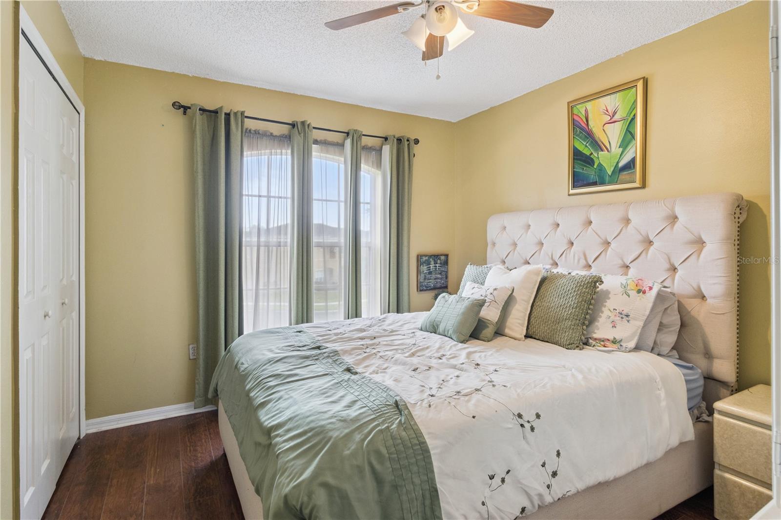 DAHLIA RESERVE AT CRESCENT LAKES - Residential