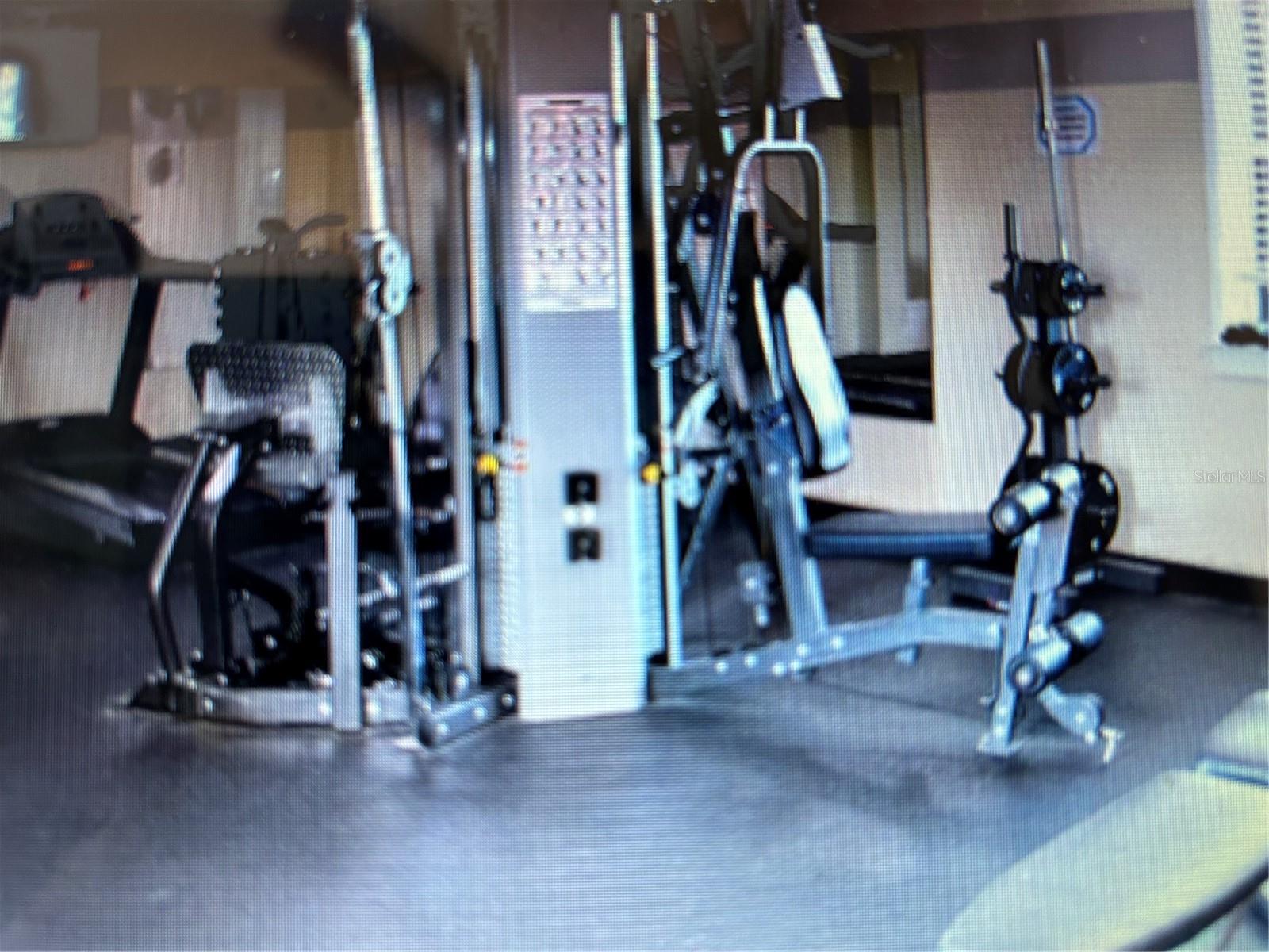 ALAMEDA ISLES - Residential