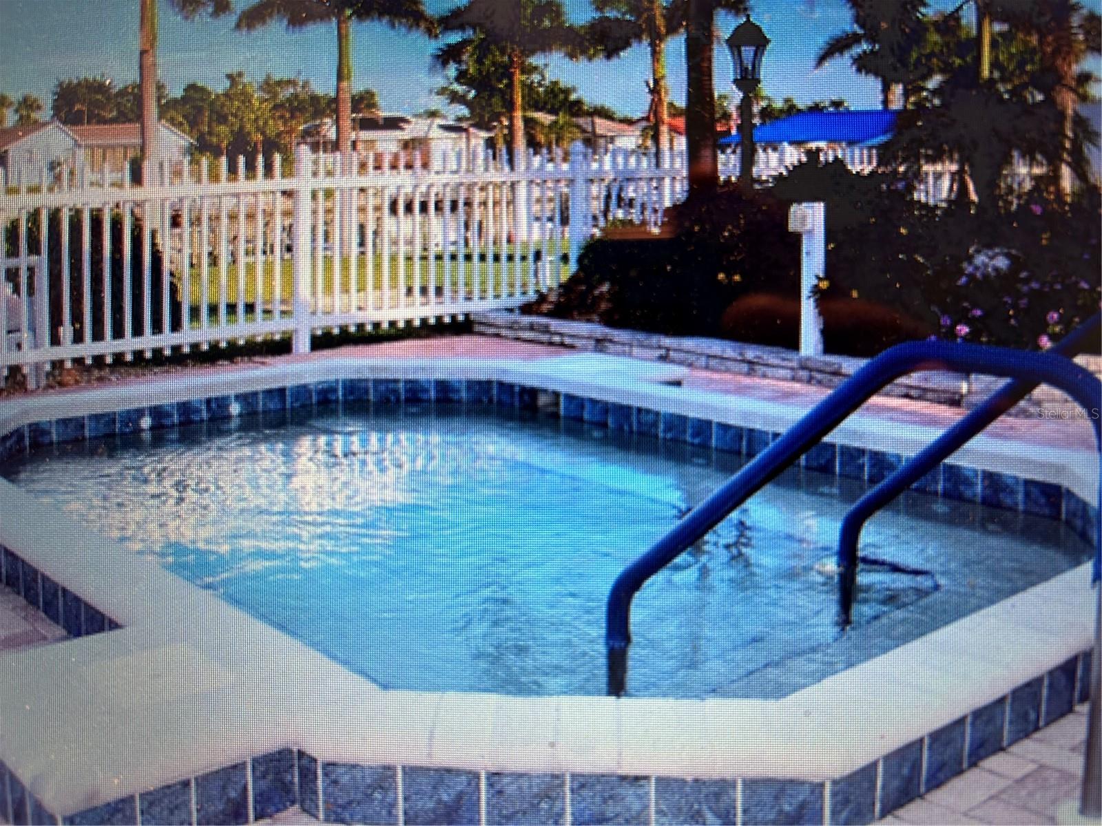 ALAMEDA ISLES - Residential