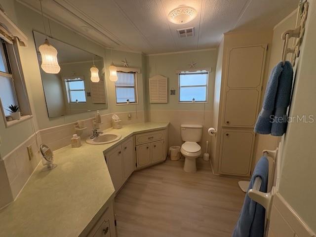 ALAMEDA ISLES - Residential