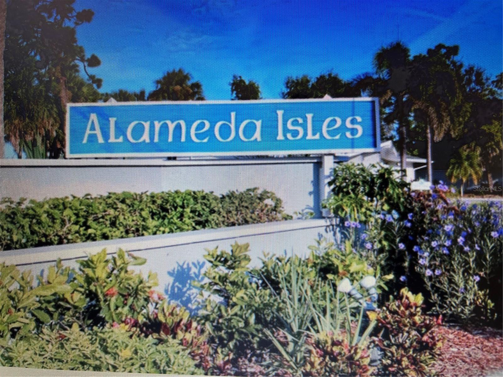 ALAMEDA ISLES - Residential