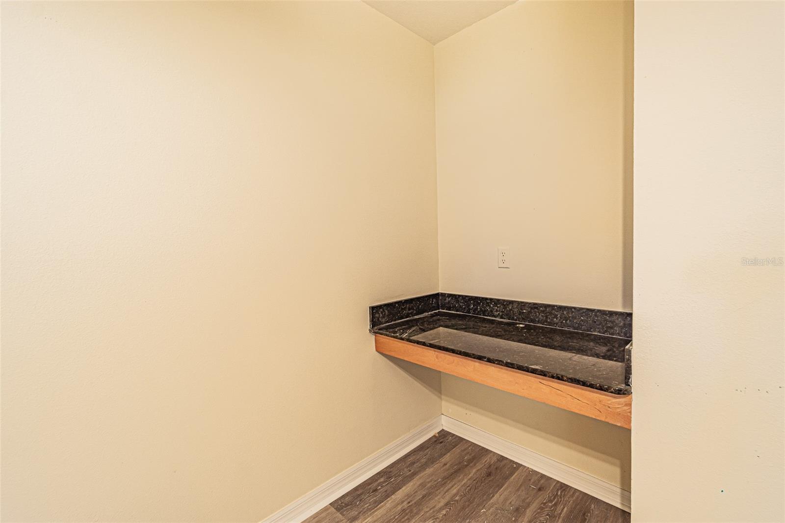 KINGS MILL PH II - Residential Lease