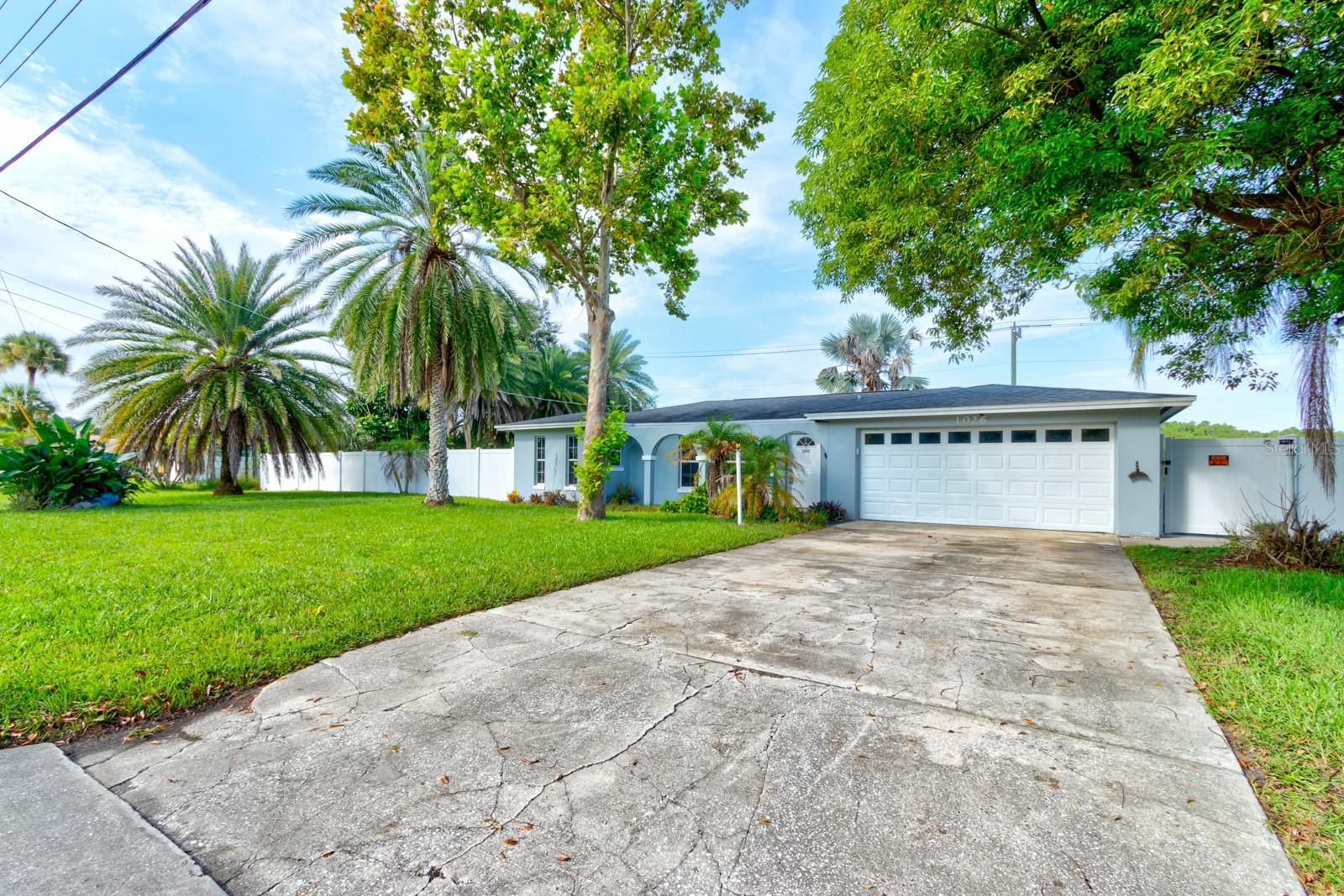 1026 LAKE AVENUE