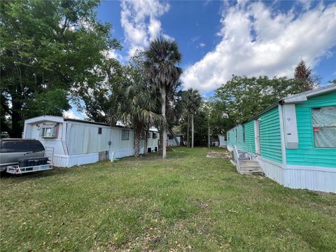 Tiny photo for 30 Wafford Street, Umatilla, FL 32784 (MLS # O6395218)