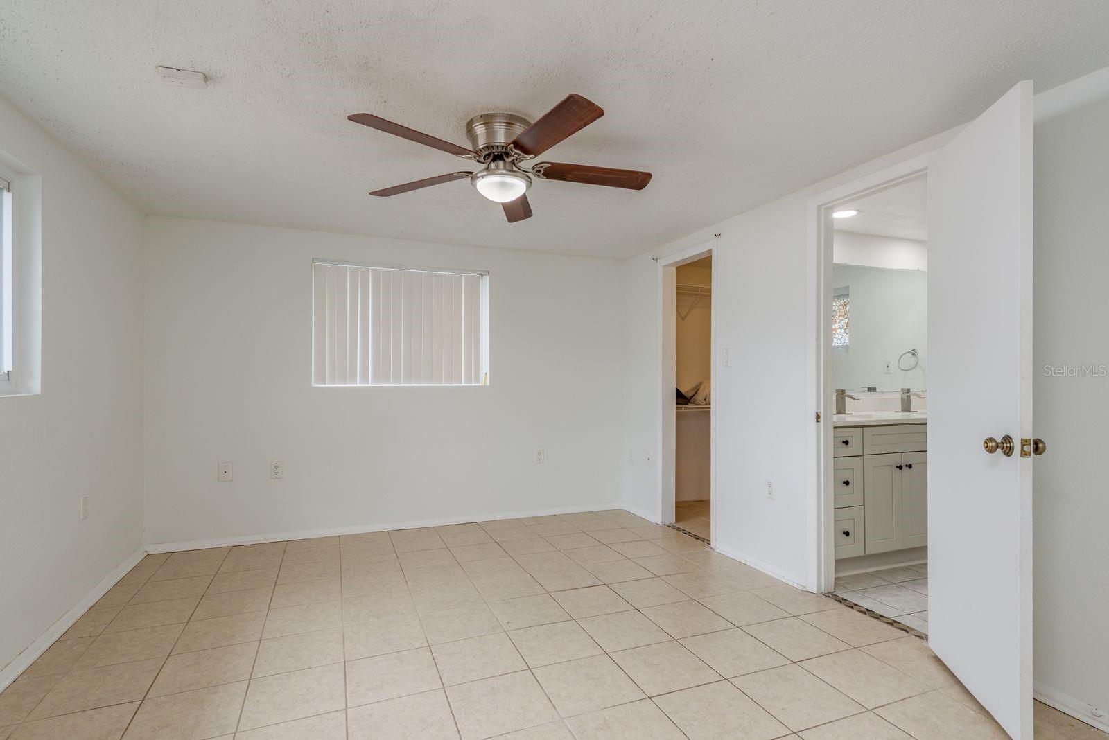 REGENCY PARK - Residential