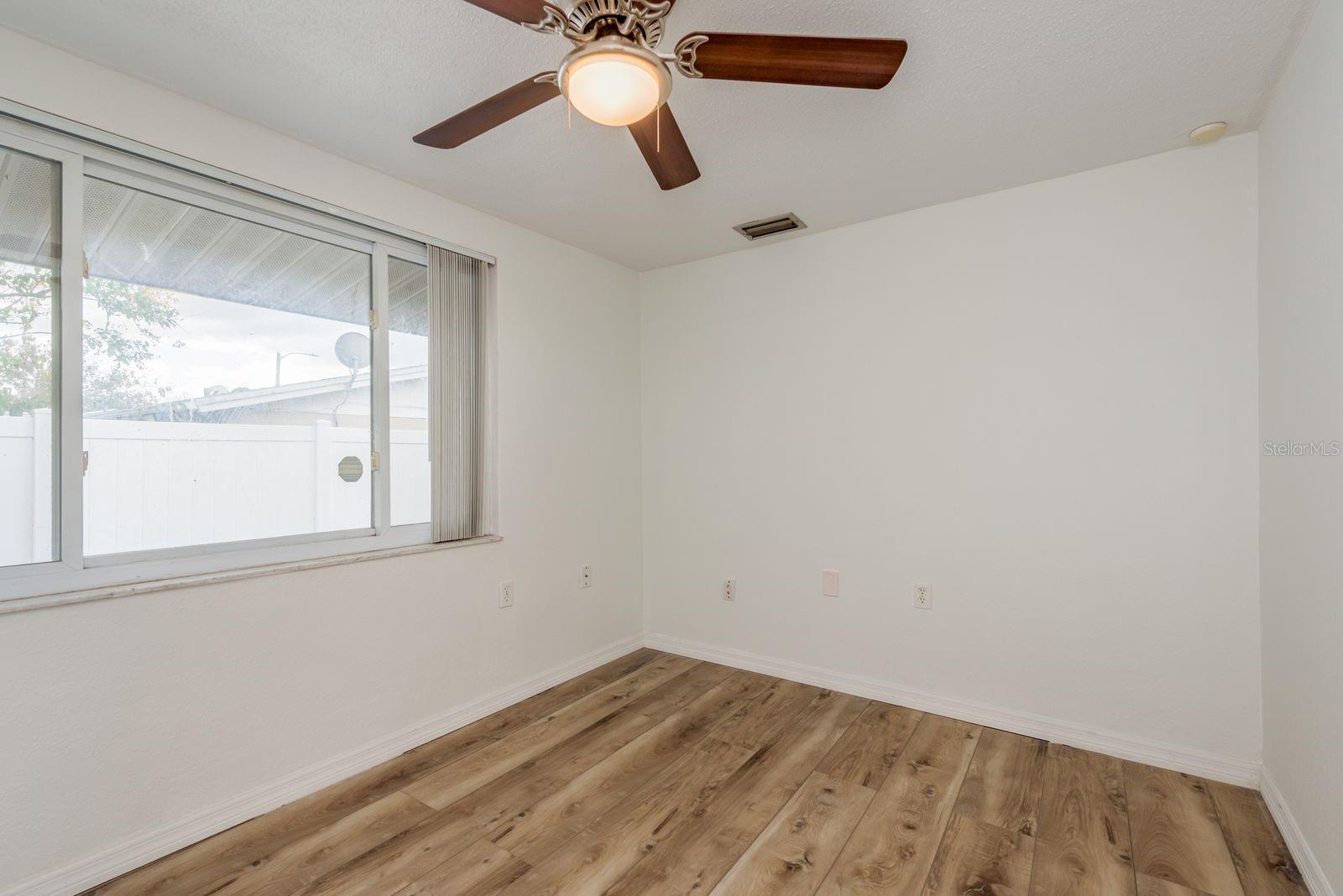 REGENCY PARK - Residential