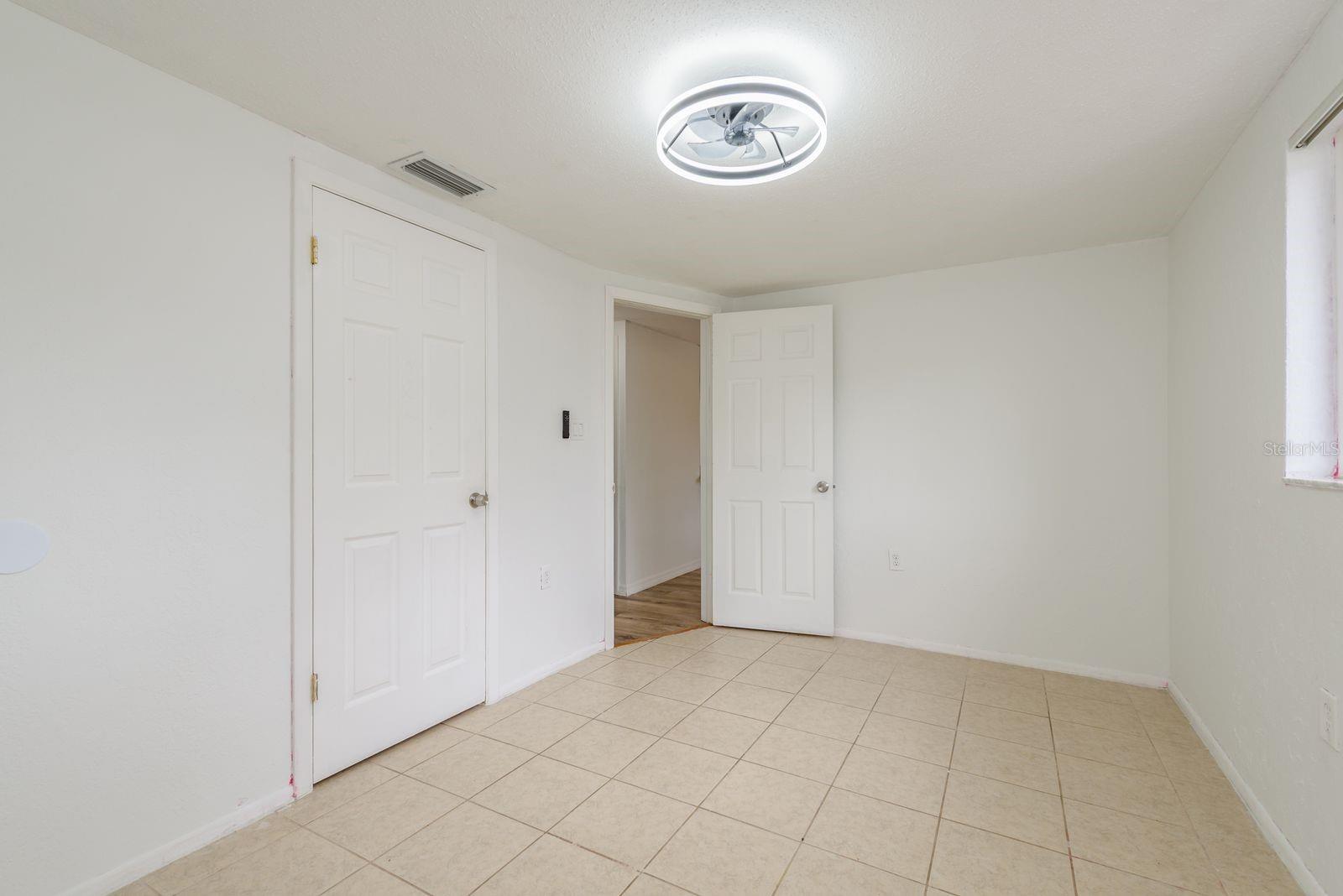 REGENCY PARK - Residential