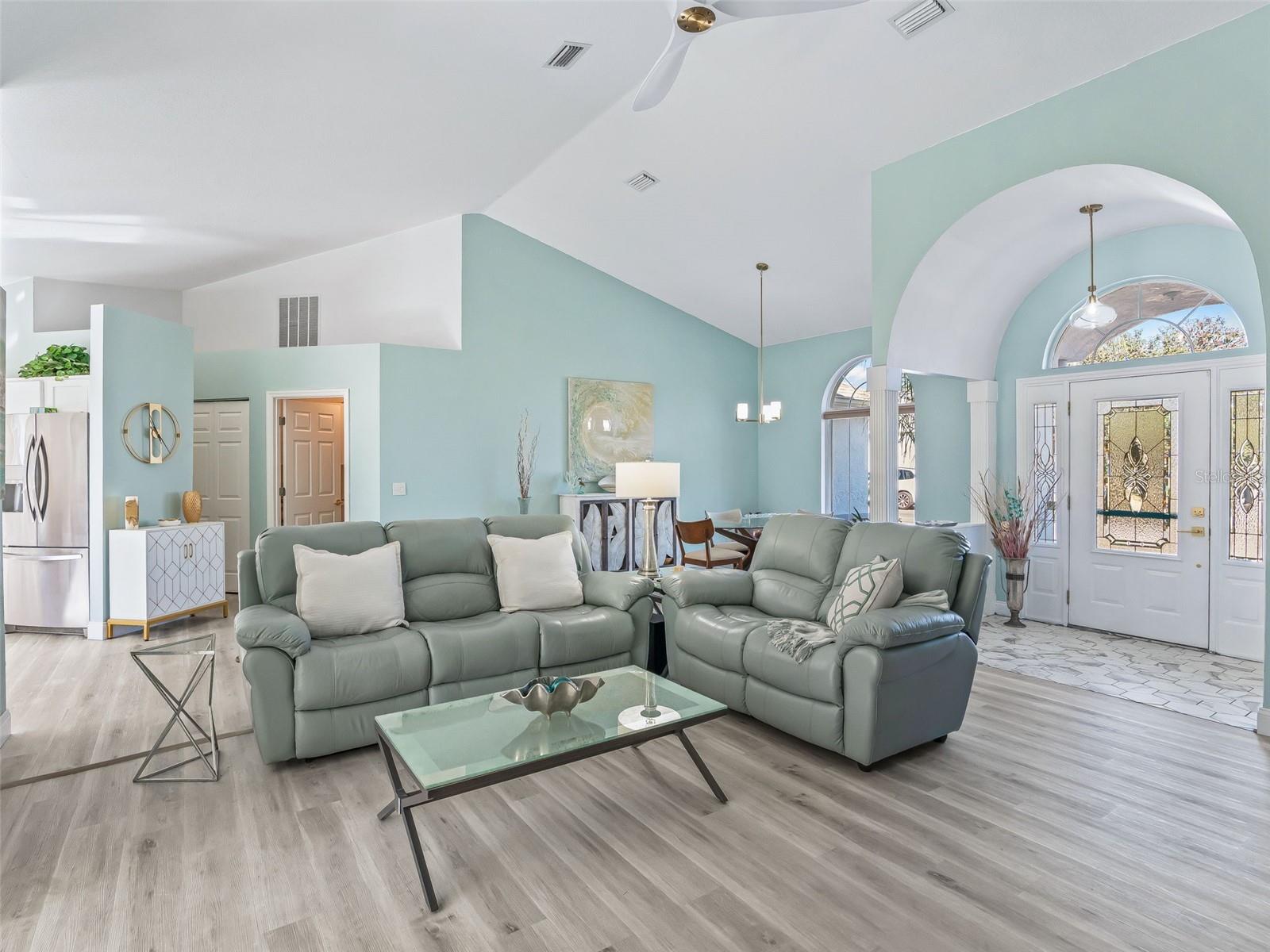 OCALA PALMS UN I - Residential